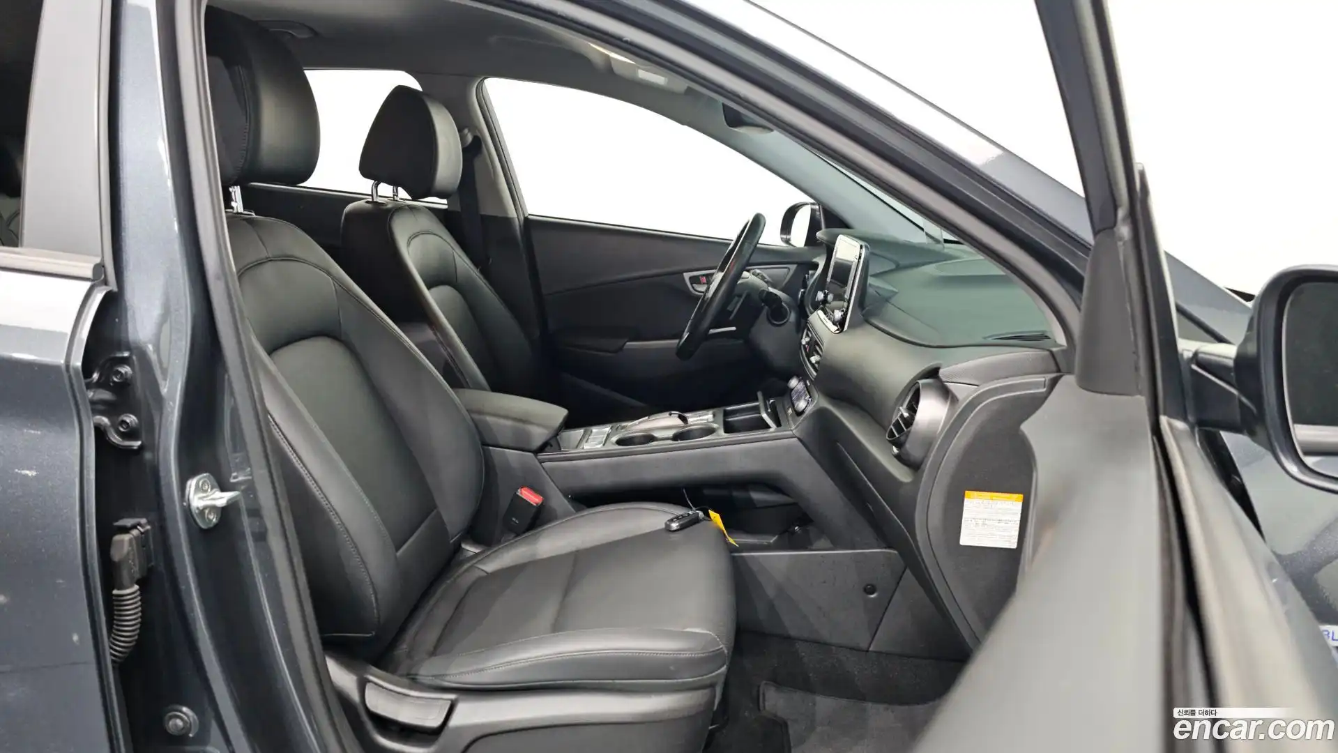 Kona Hyundai 2019.8-INNER-036