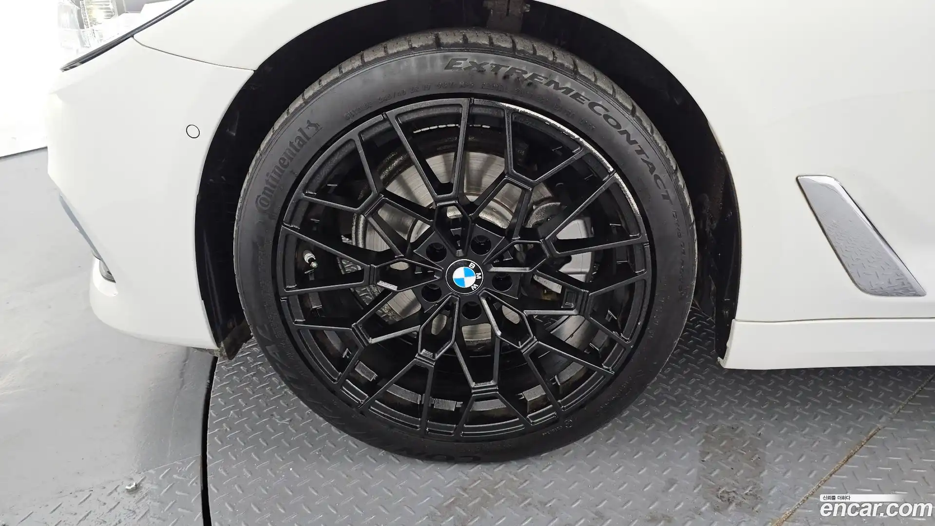 5-Series BMW 2019.10-OUTER-005