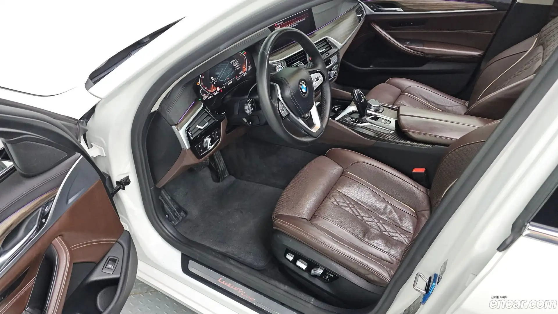 5-Series BMW 2019.10-INNER-010