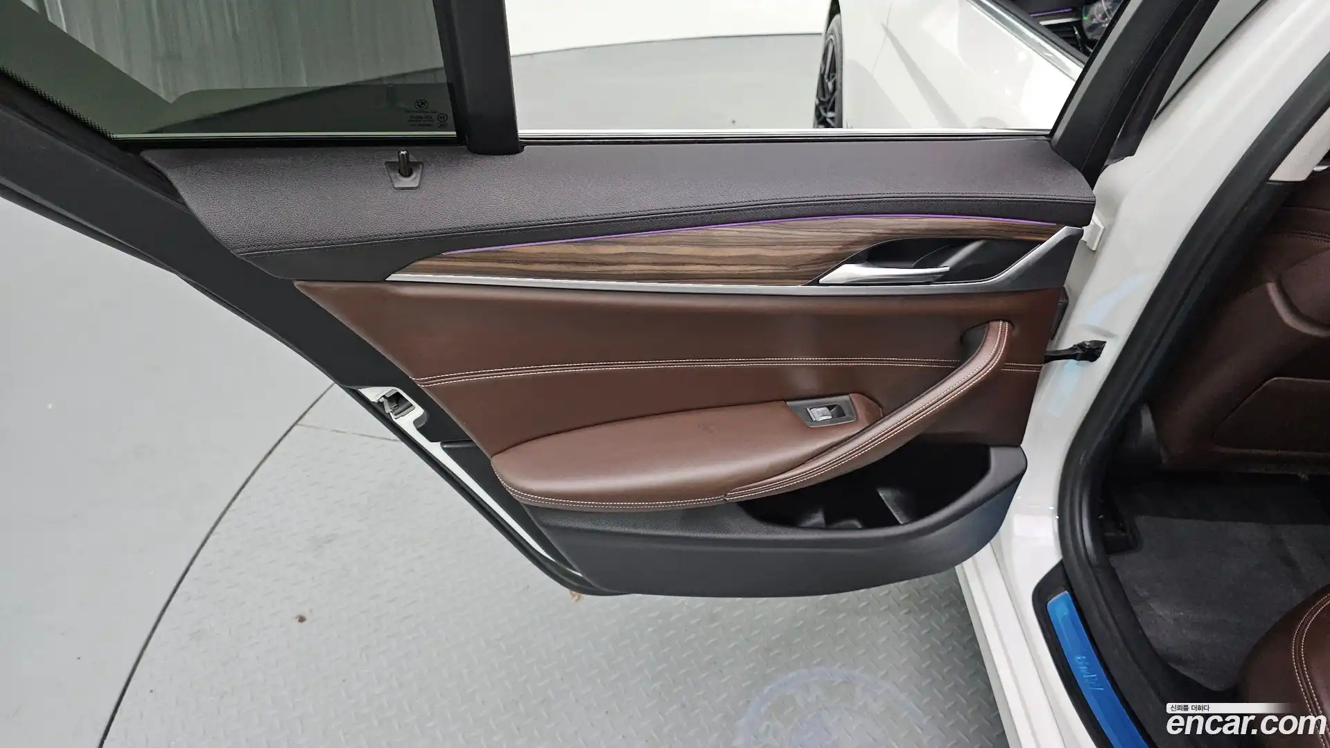 5-Series BMW 2019.10-INNER-035