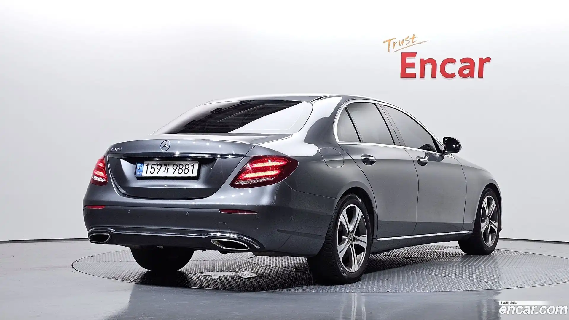 E-Class Mercedes-Benz 2019.4-OUTER-002
