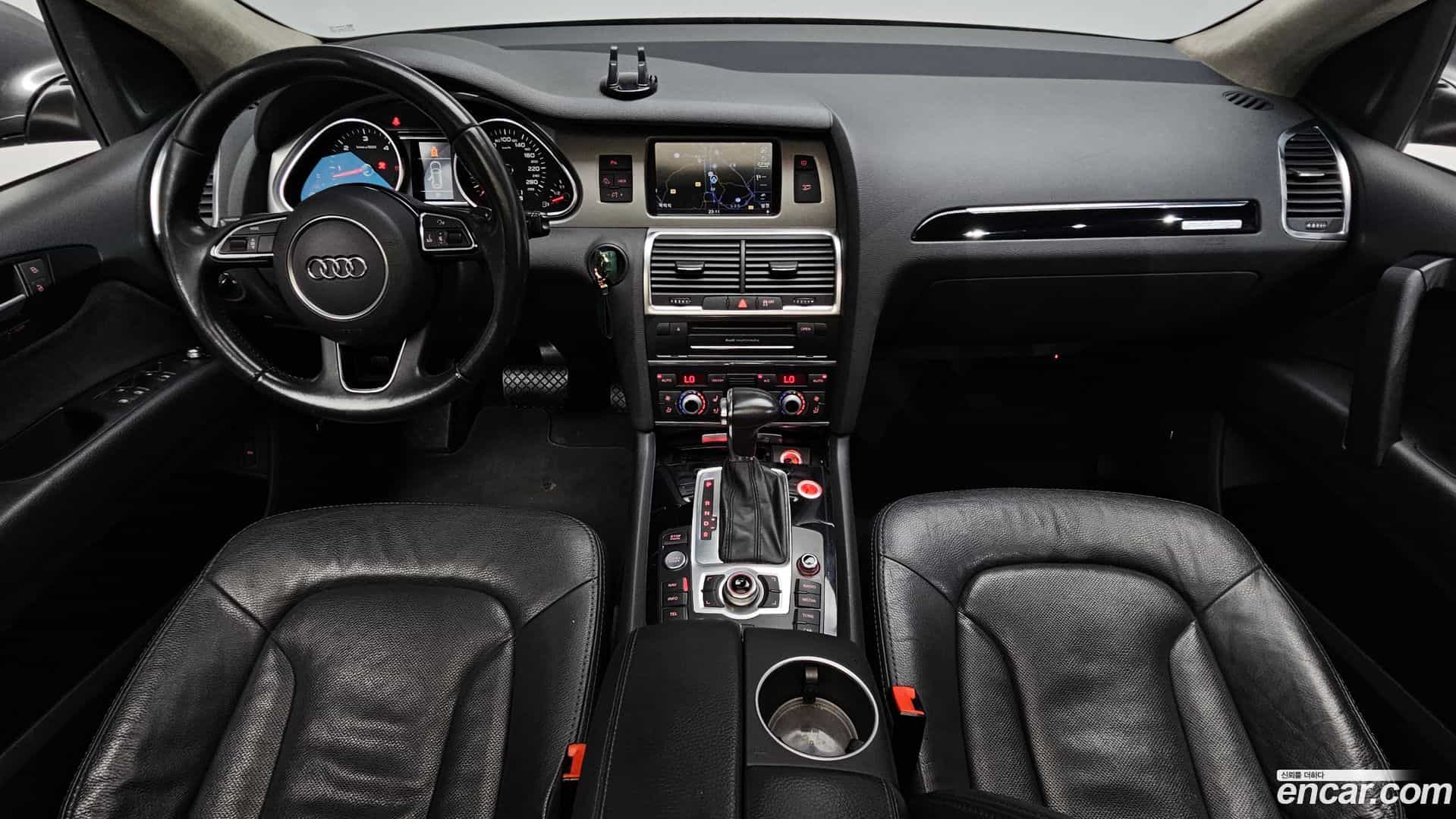 Q7 Audi 2014.10-INNER-007