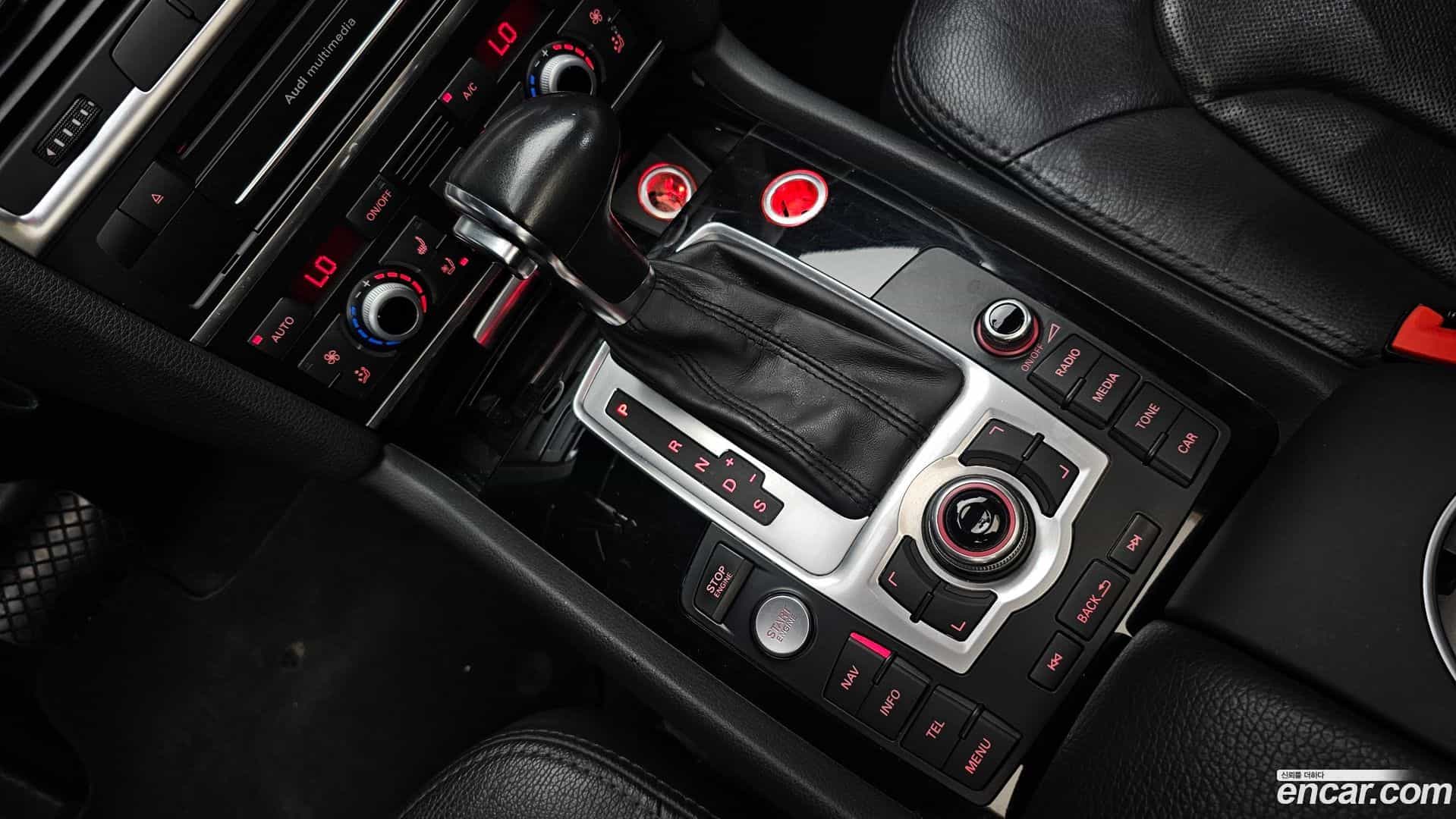Q7 Audi 2014.10-INNER-009
