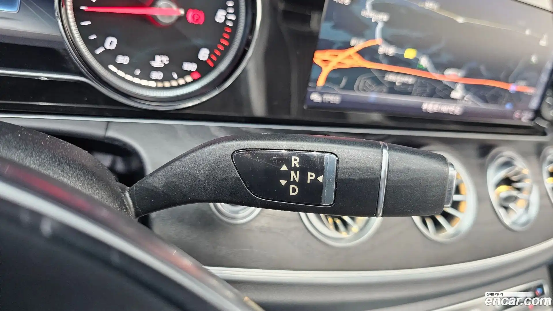 E-Class Mercedes-Benz 2018.11-INNER-009