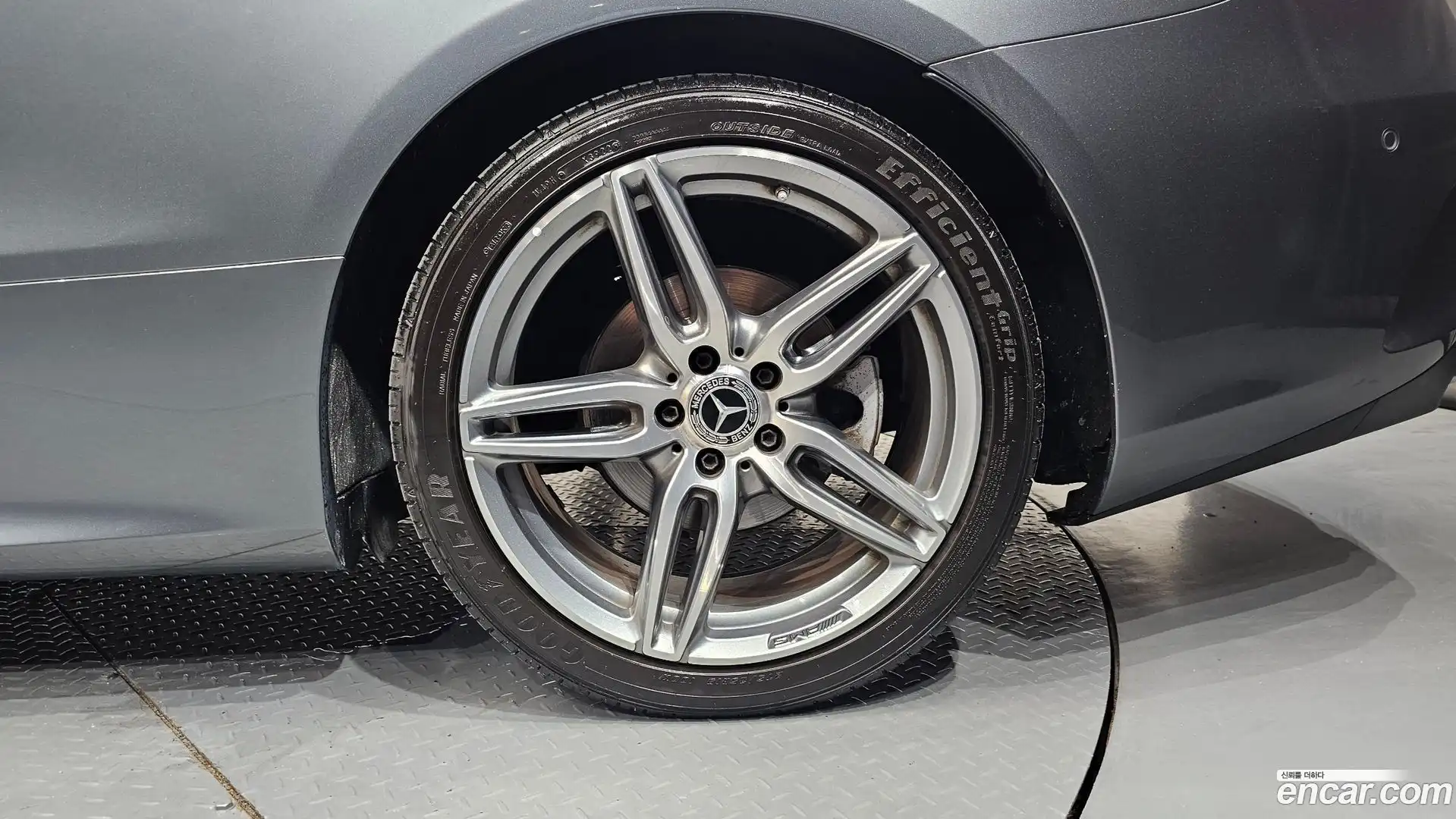 E-Class Mercedes-Benz 2018.11-OUTER-031