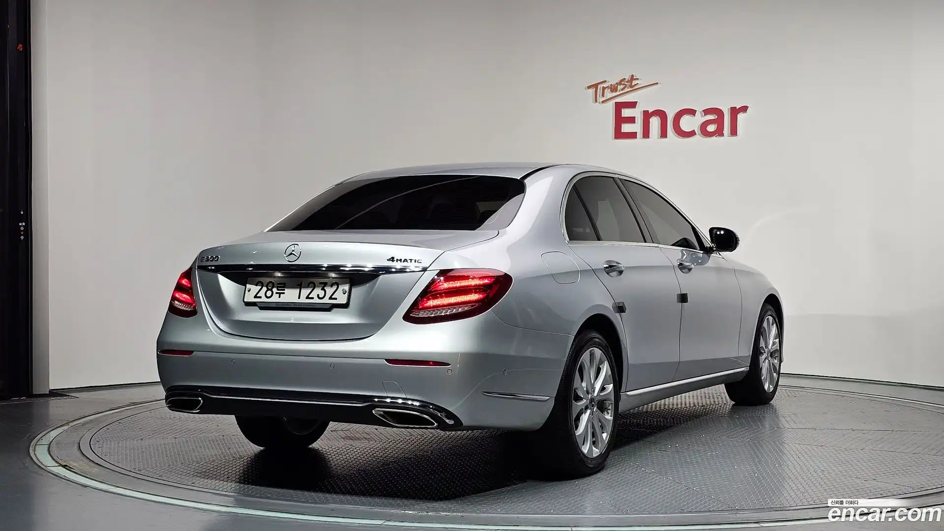 E-Class Mercedes-Benz 2018.0-OUTER-002