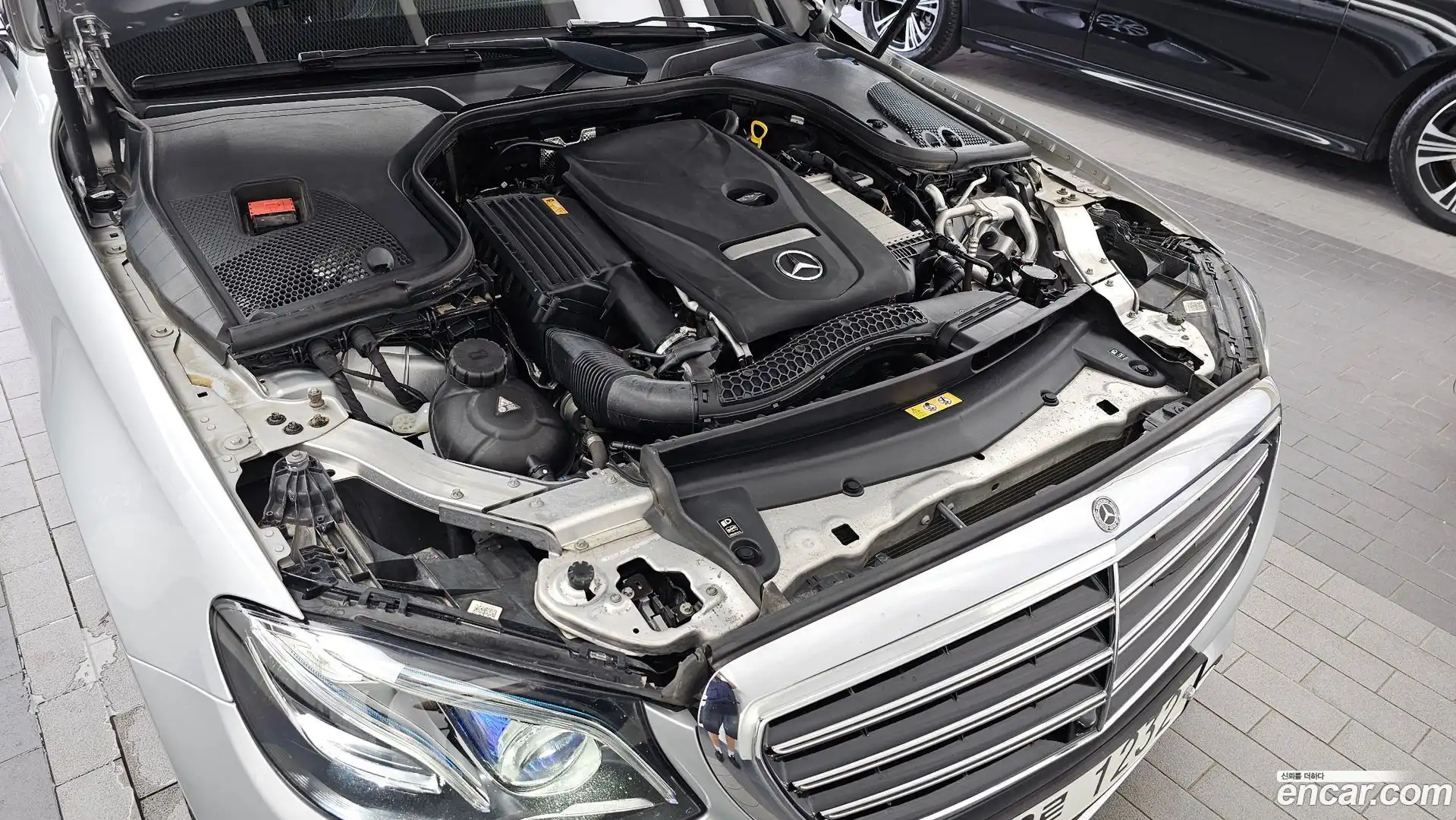 E-Class Mercedes-Benz 2018.0-OUTER-006