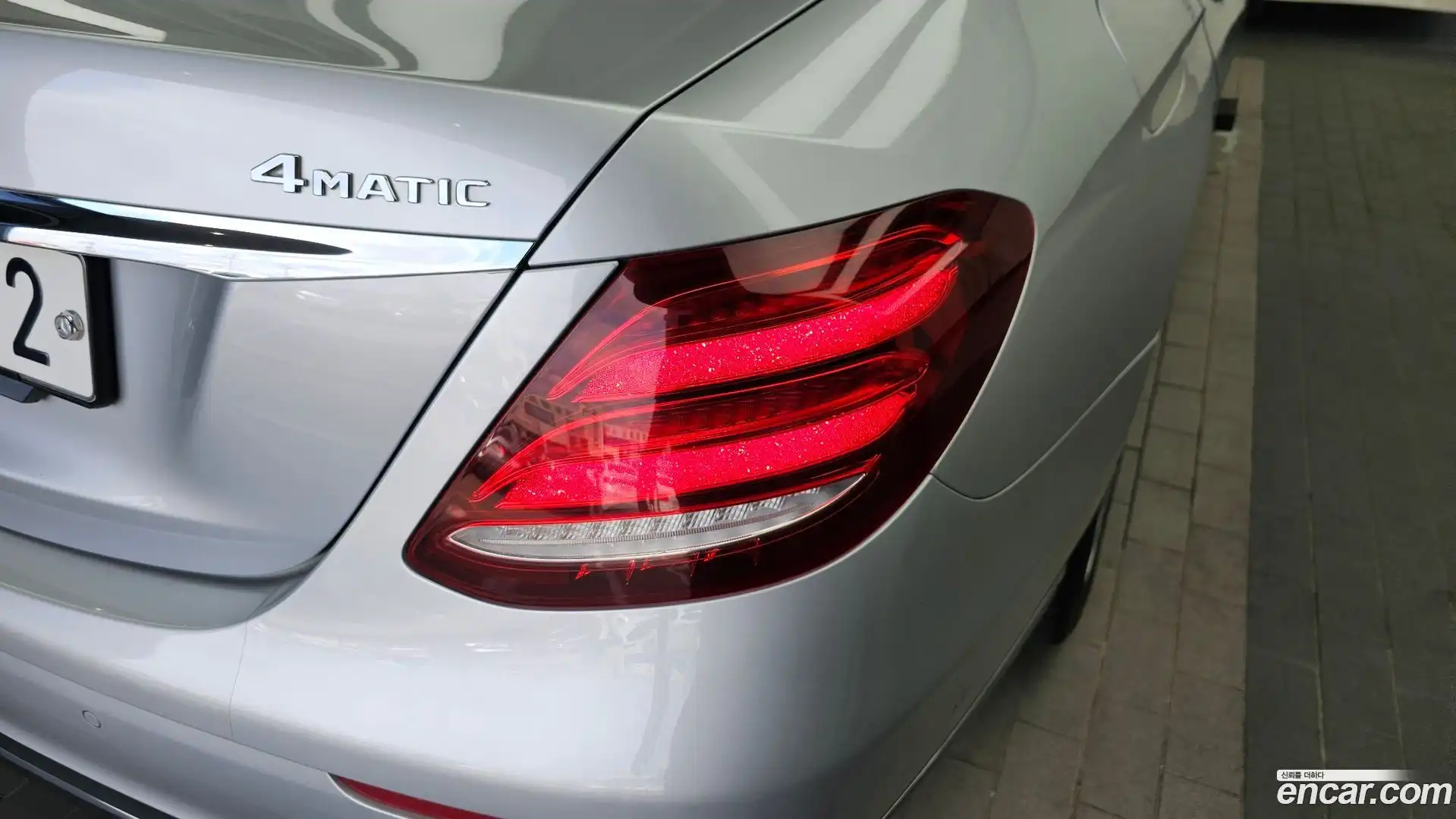 E-Class Mercedes-Benz 2018.0-OUTER-033