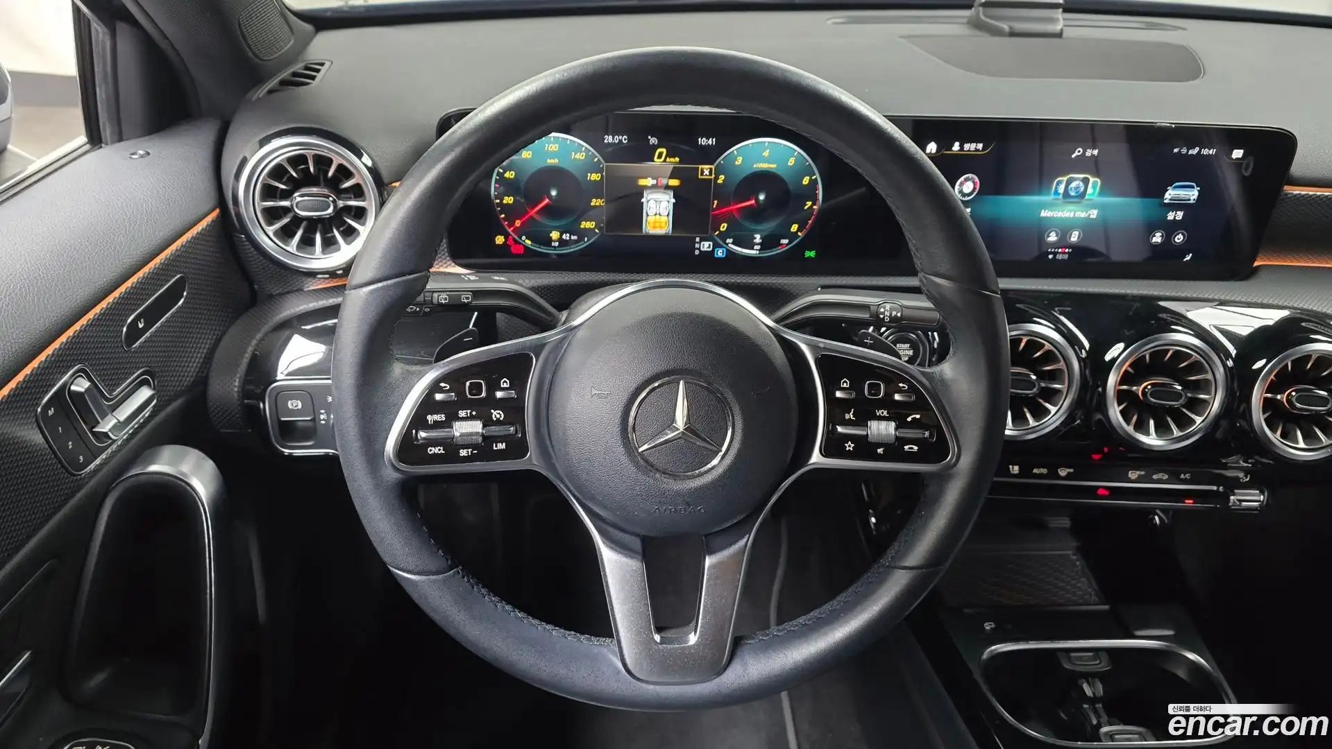 A-Class Mercedes-Benz 2021.4-OPTION-016