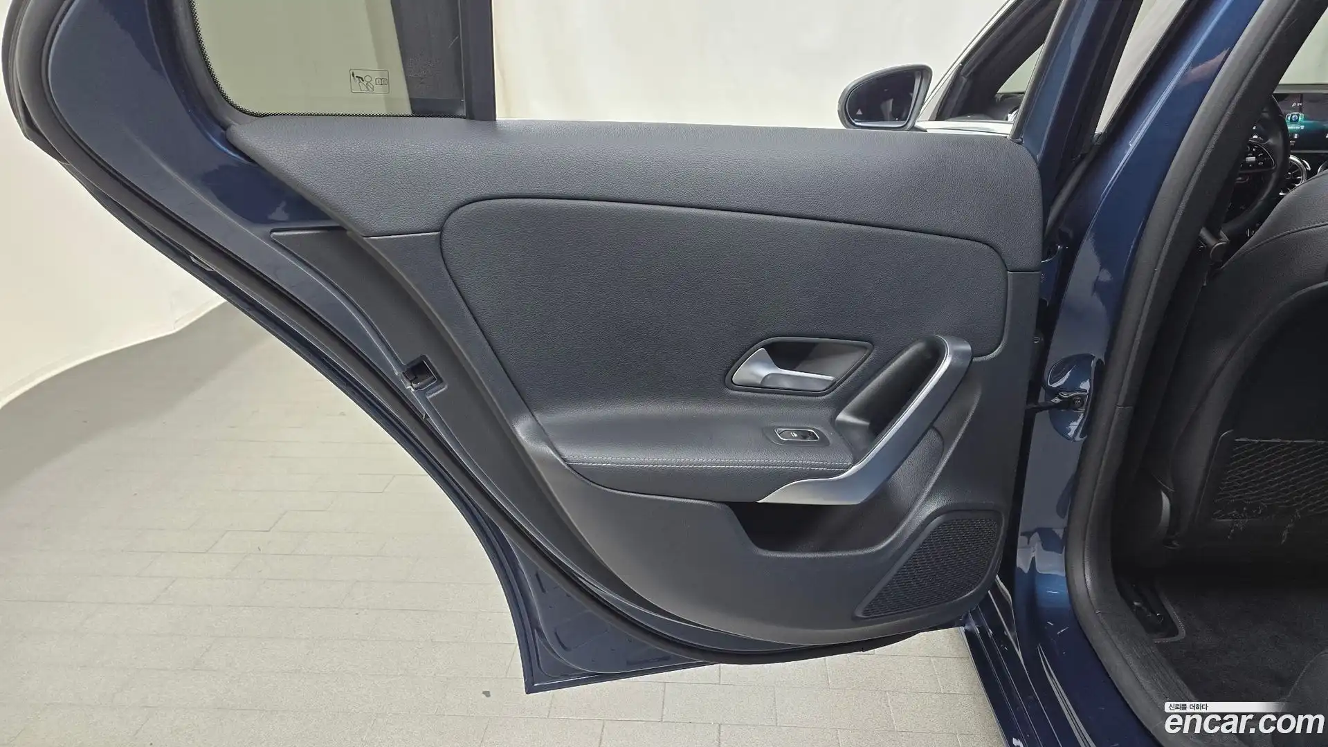 A-Class Mercedes-Benz 2021.4-INNER-035