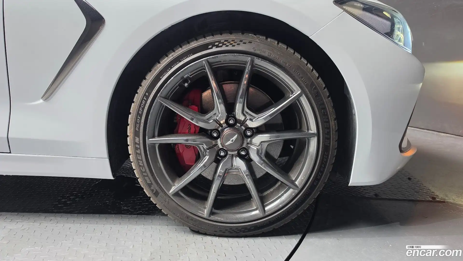 G70 Genesis 2018.6-OUTER-005