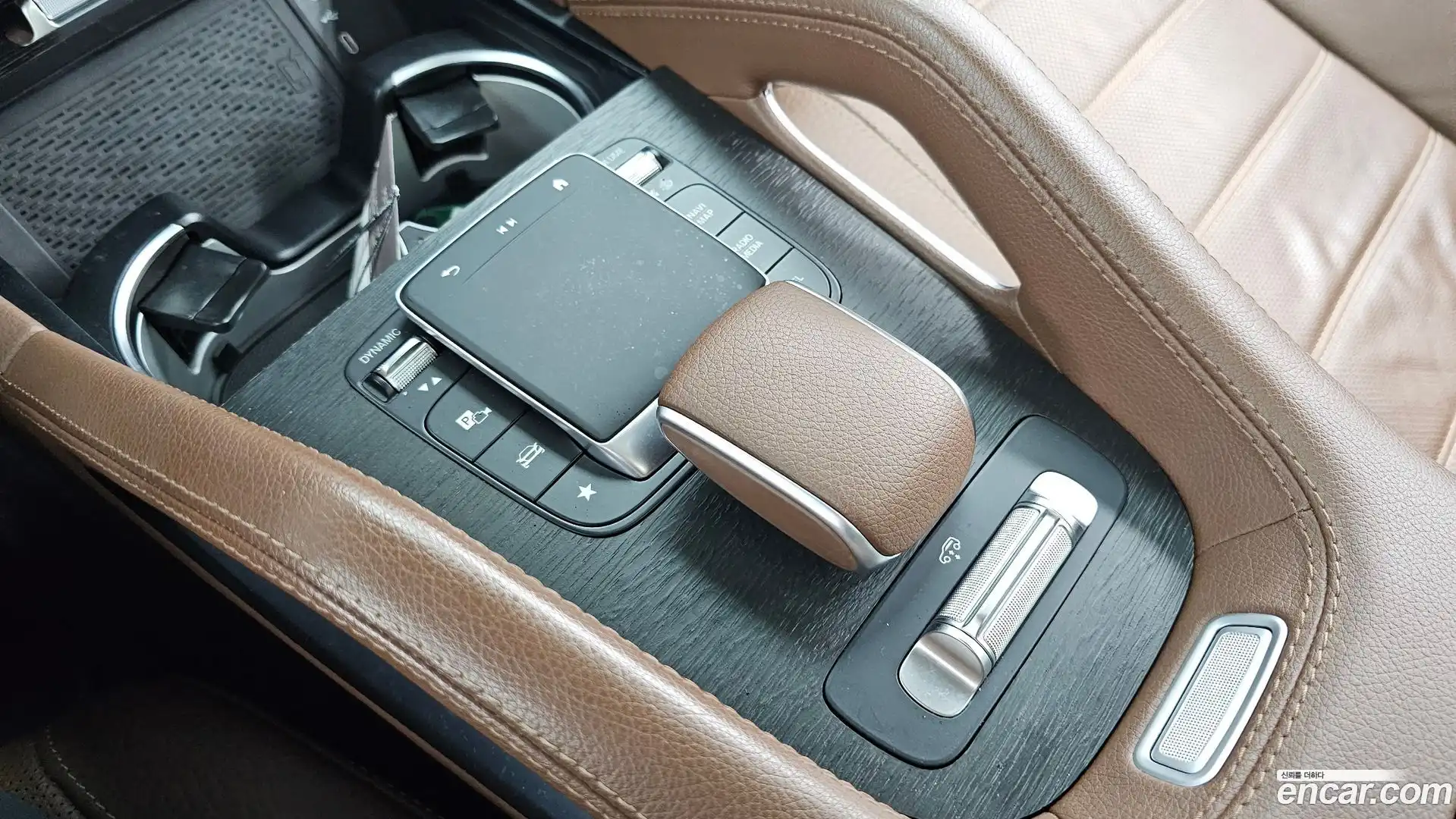 GLE-Class Mercedes-Benz 2024.5-INNER-036