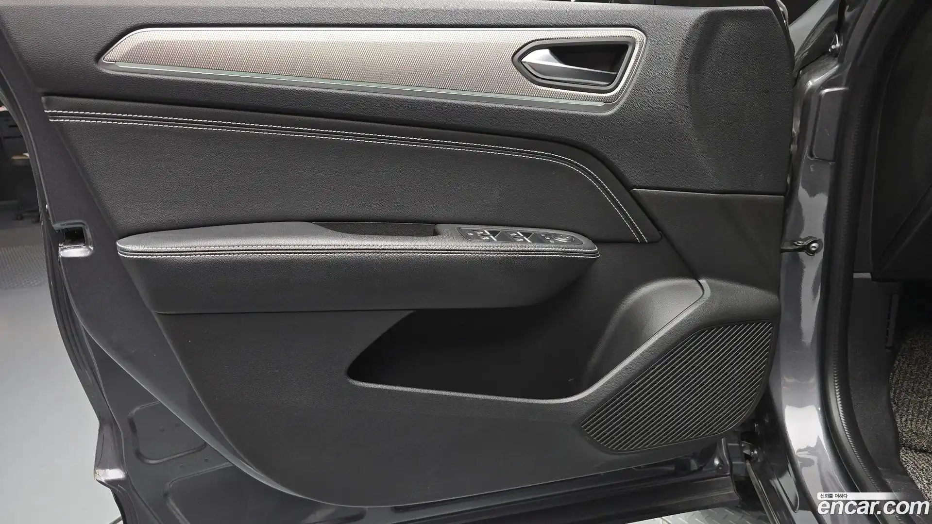 XM3 Renault Korea 2022.8-INNER-034