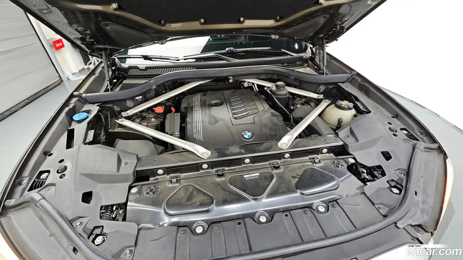 X6 BMW 2022.10-OUTER-006