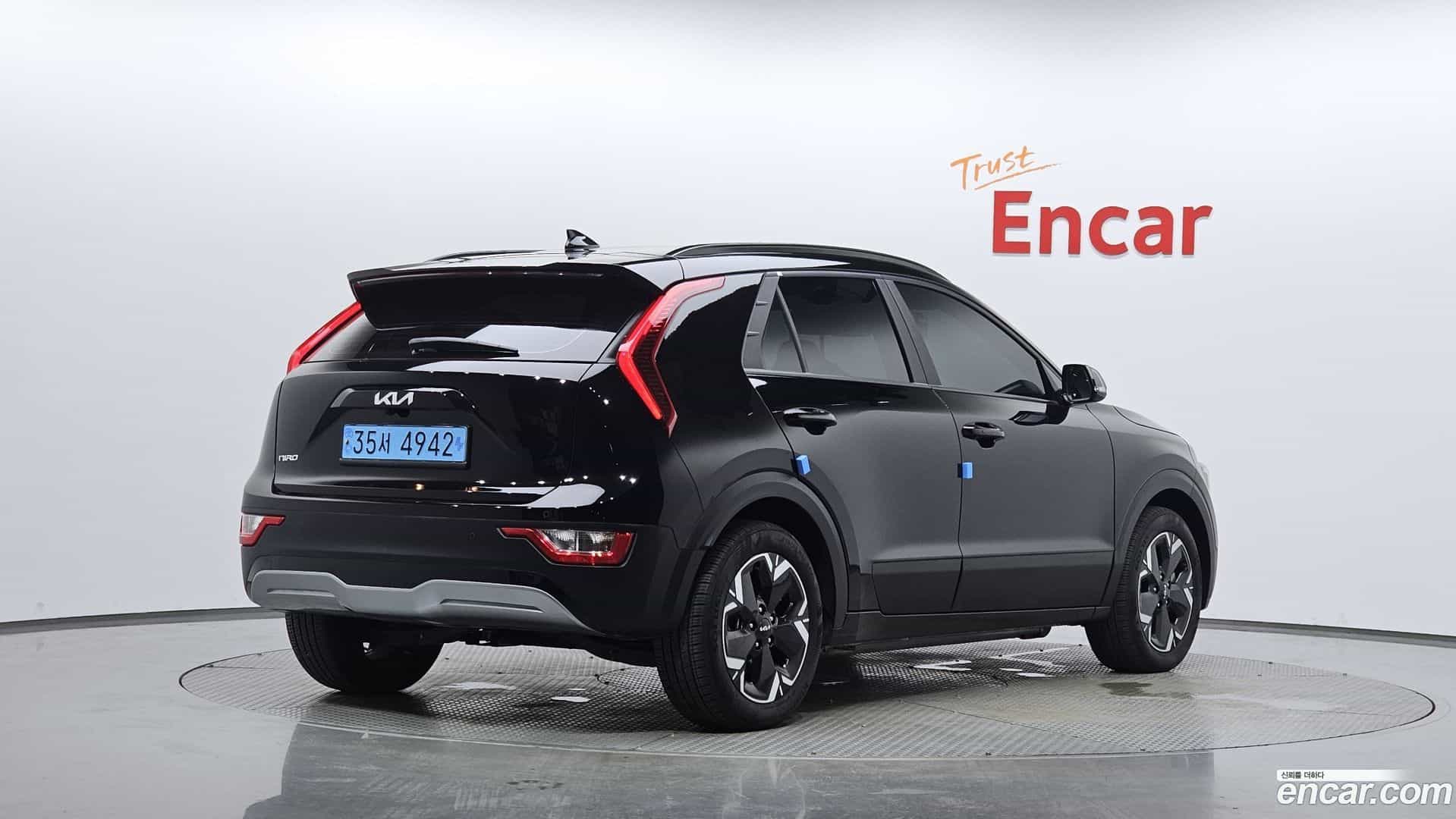 Niro Kia 2023.4-OUTER-002