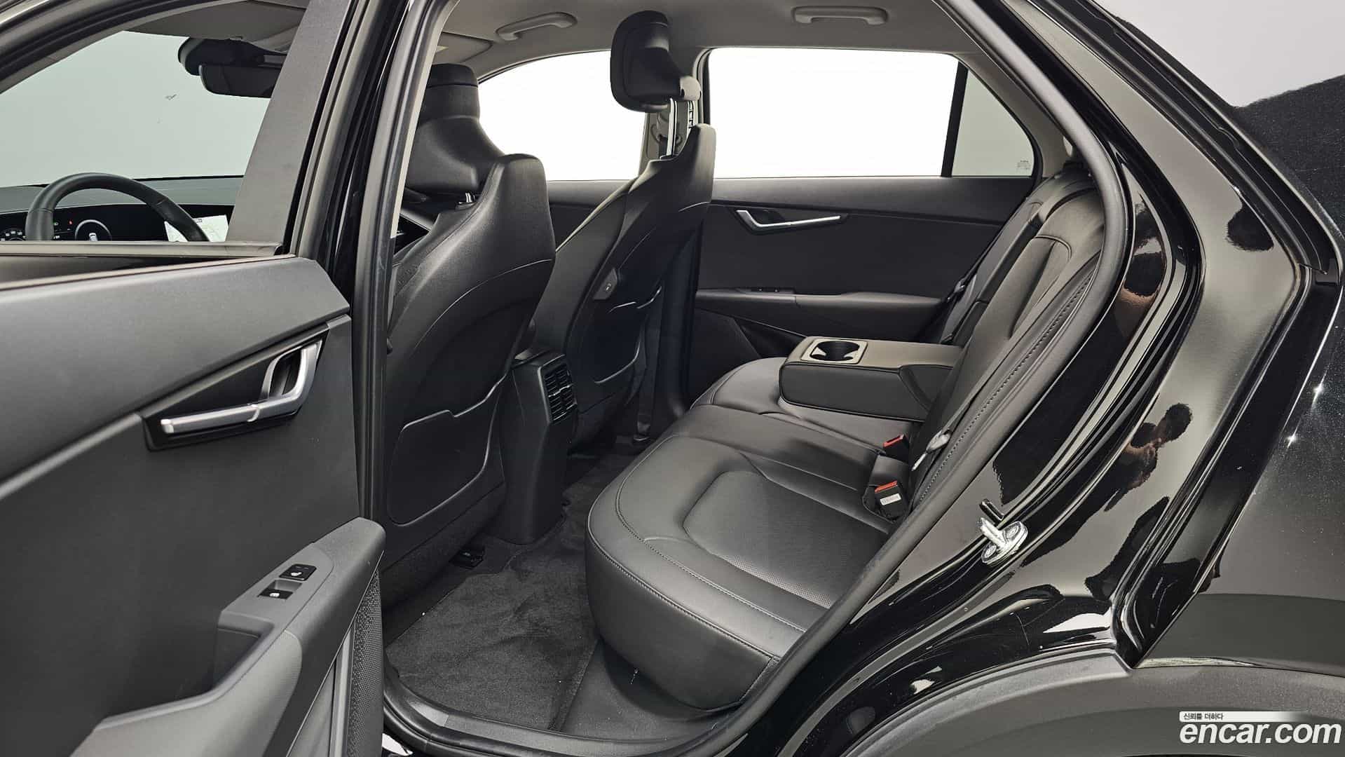 Niro Kia 2023.4-INNER-036