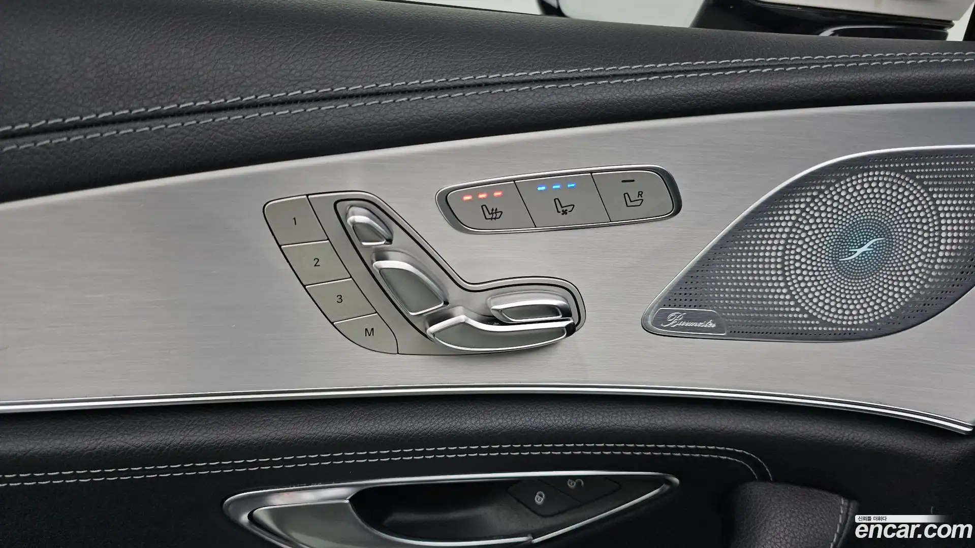CLS-Class Mercedes-Benz 2019.0-OPTION-023