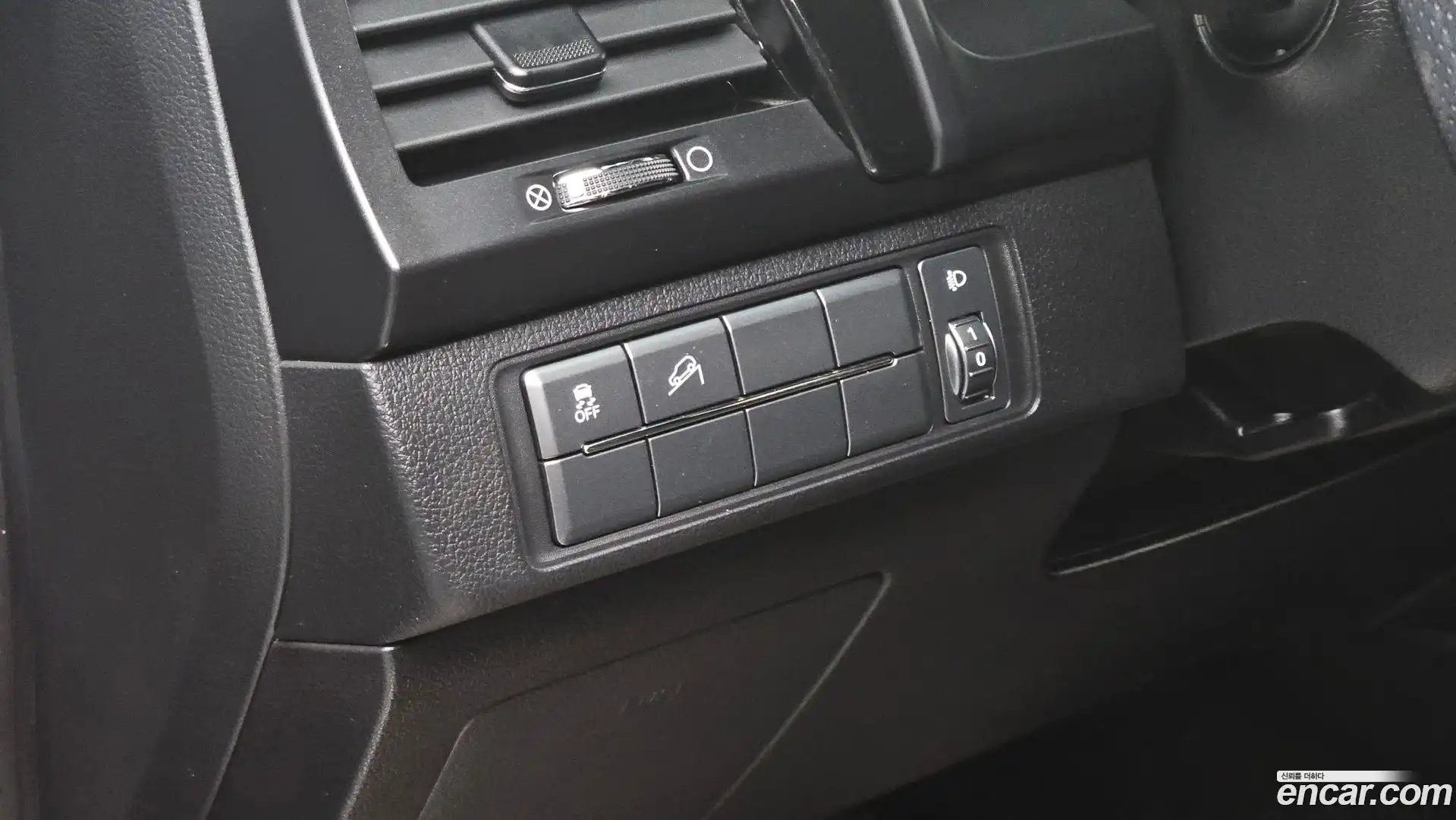 Rexton KG Mobility 2020.6-OPTION-018