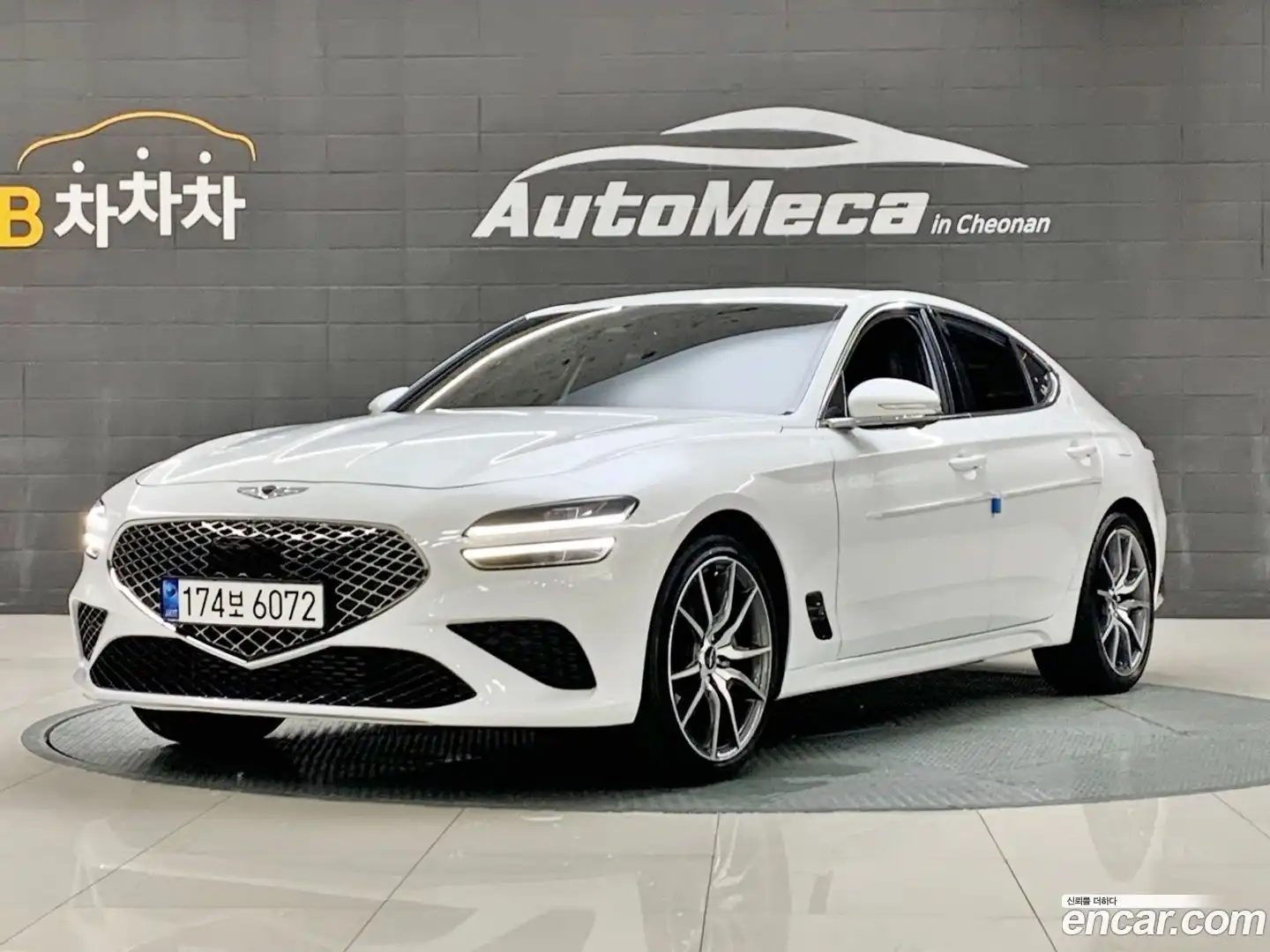 G70 Genesis 2022.4-OUTER-001
