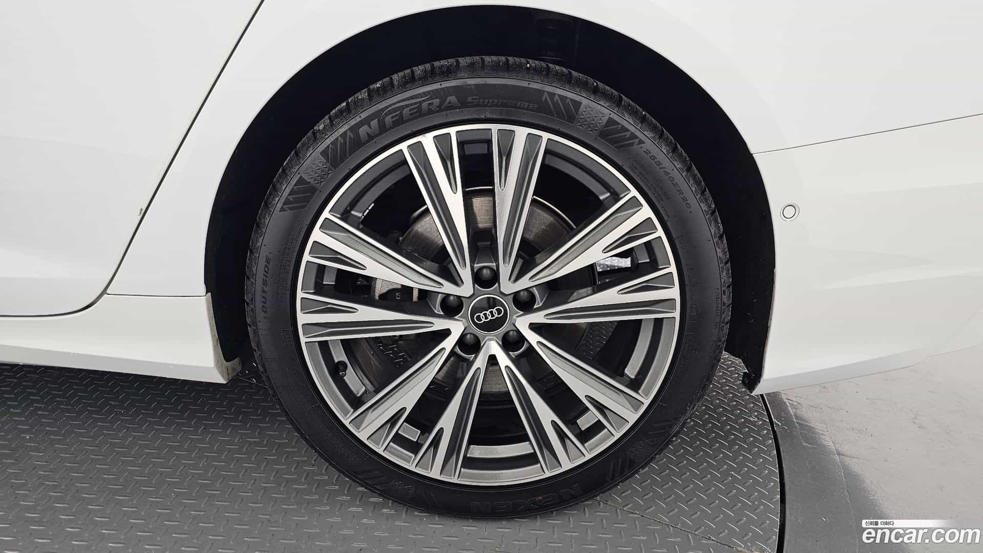 A6 Audi 2022.11-OUTER-031