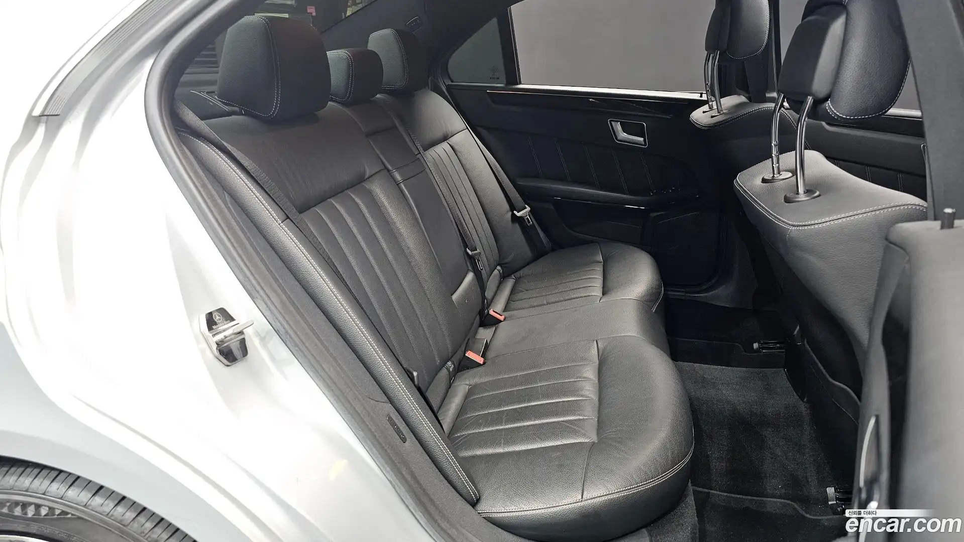 E-Class Mercedes-Benz 2016.1-OPTION-015