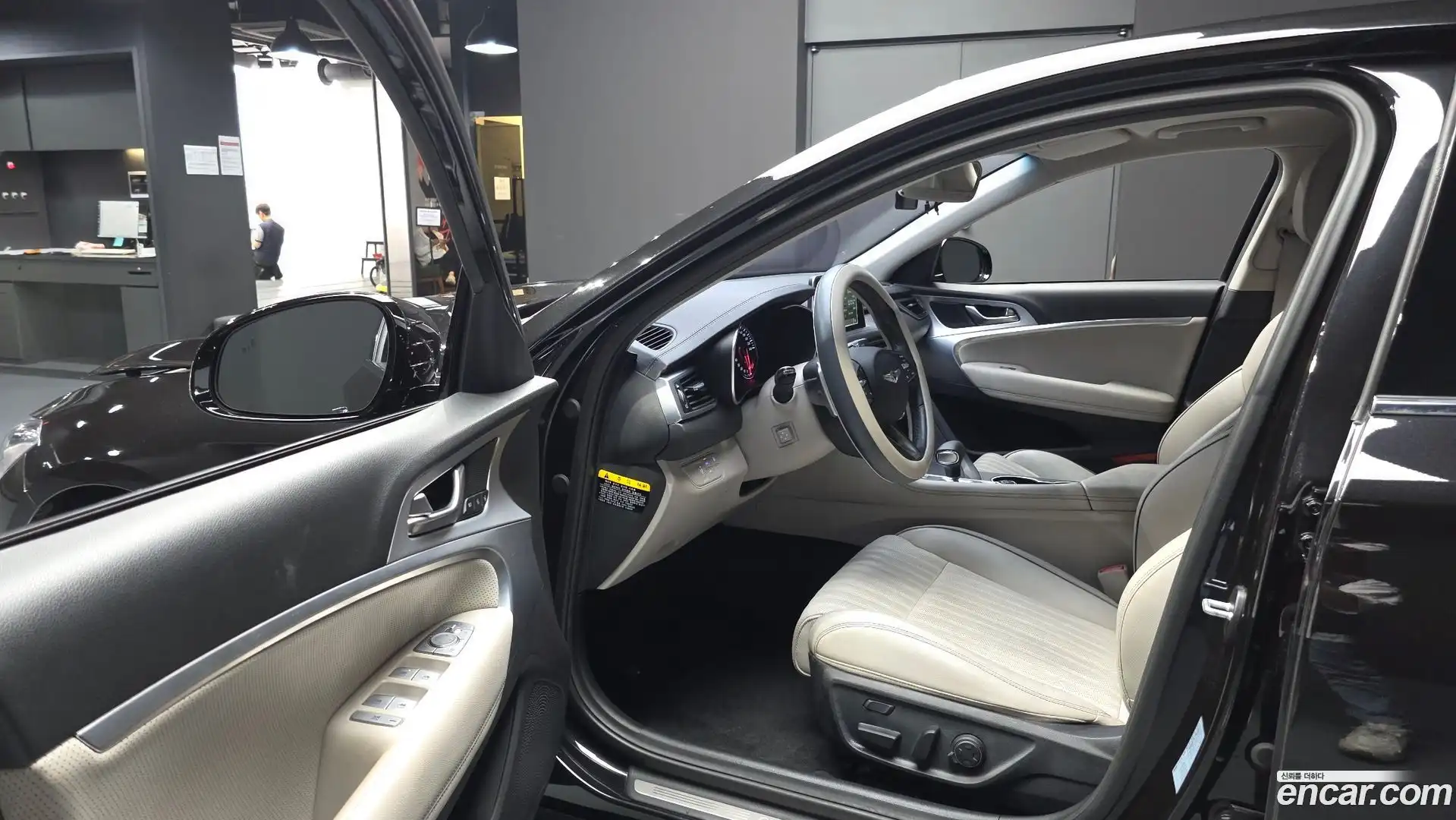 G70 Genesis 2018.6-INNER-010