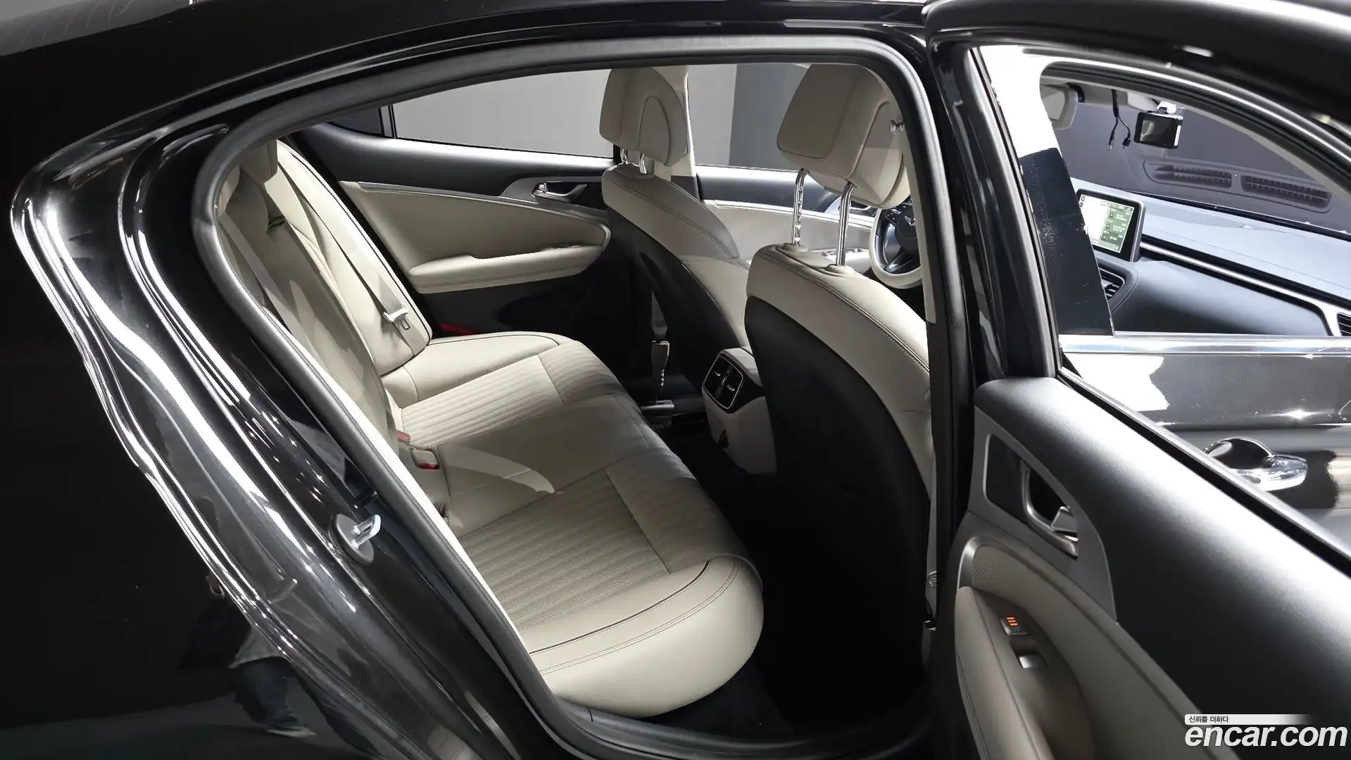G70 Genesis 2018.6-OPTION-015
