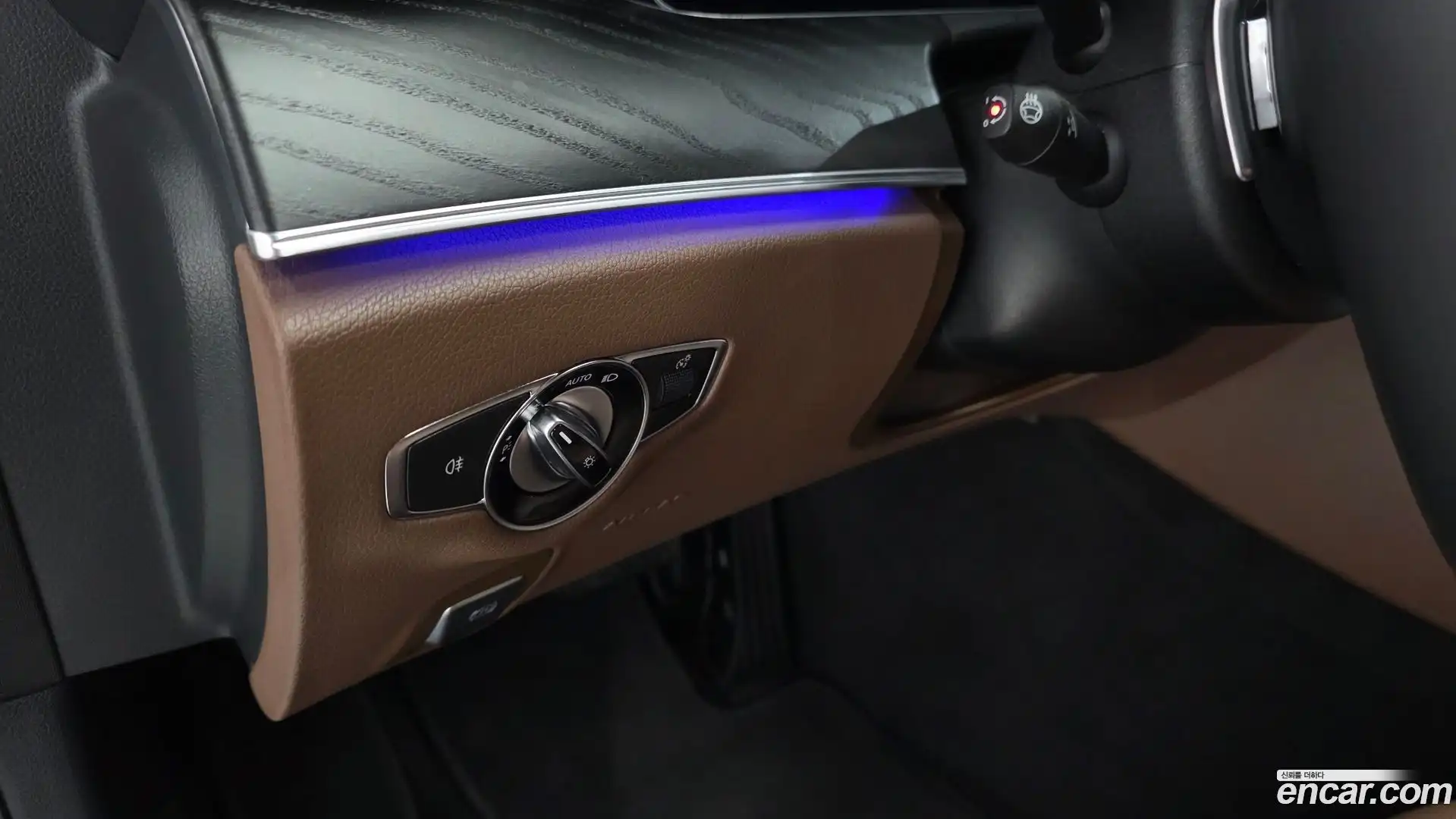 E-Class Mercedes-Benz 2023.9-OPTION-041