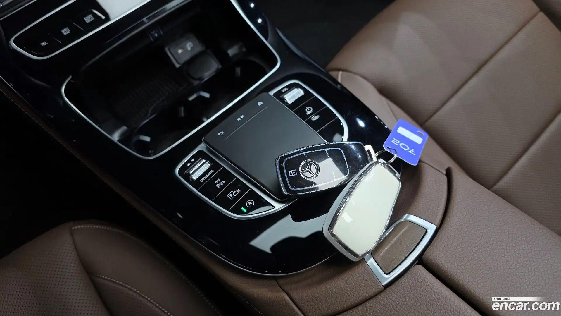 E-Class Mercedes-Benz 2023.9-OPTION-042