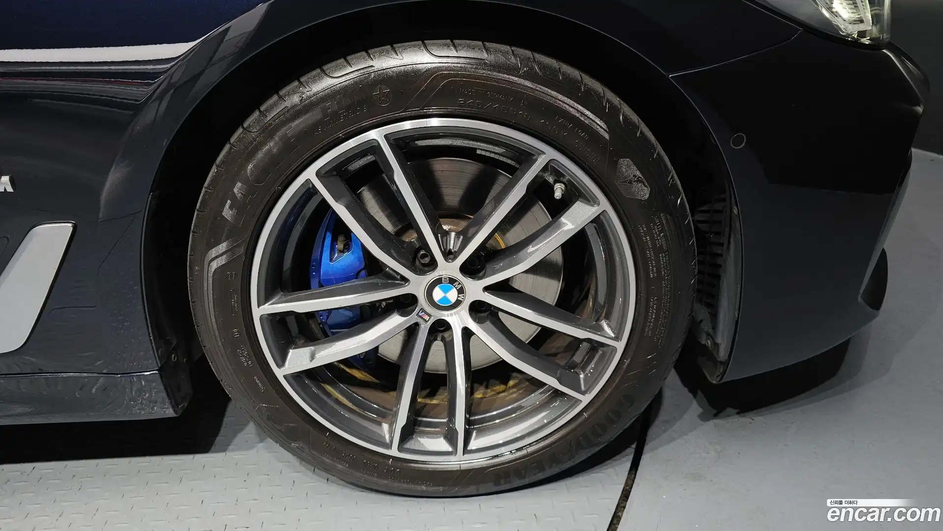5-Series BMW 2023.2-OUTER-031
