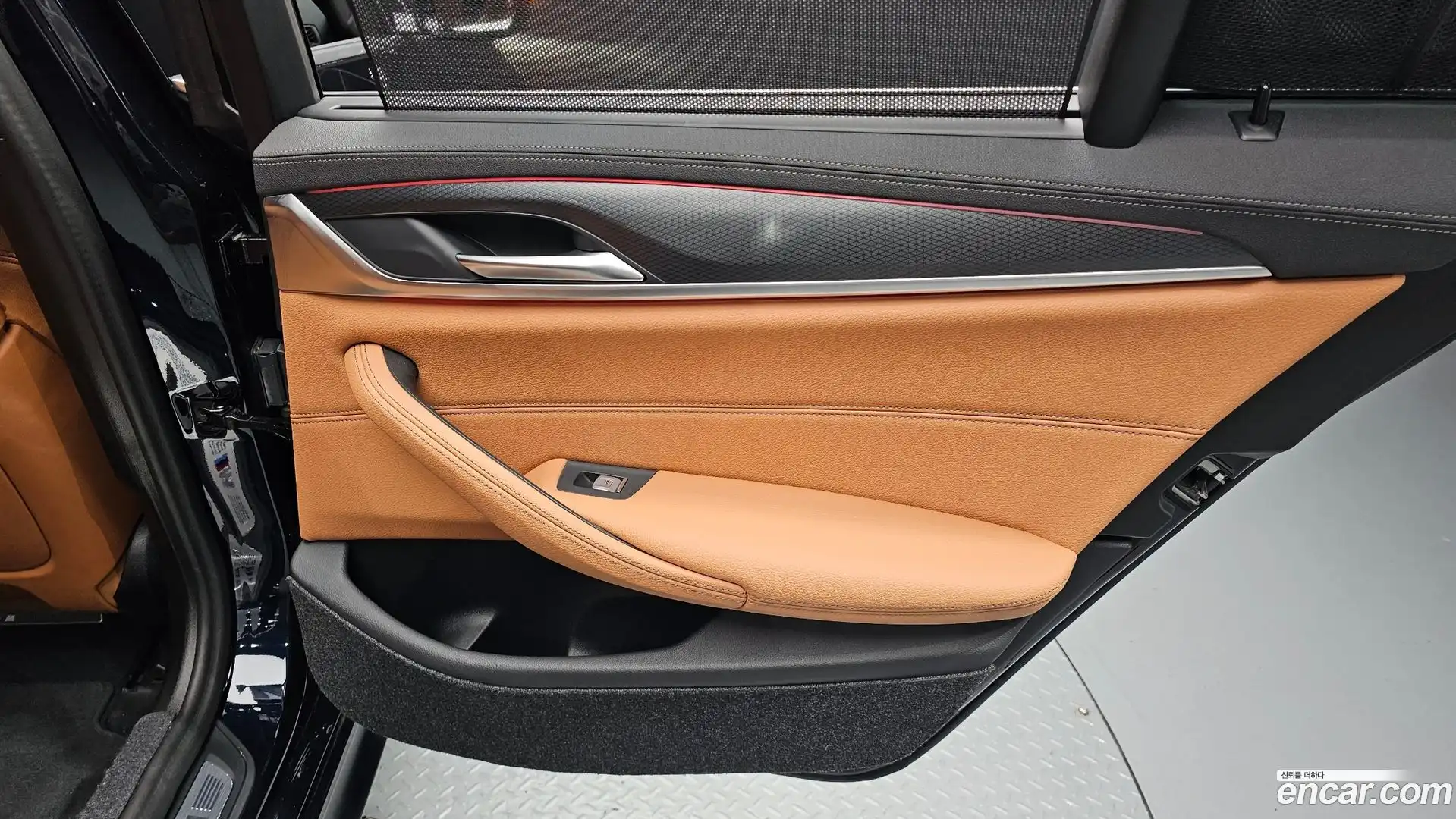 5-Series BMW 2023.2-INNER-035
