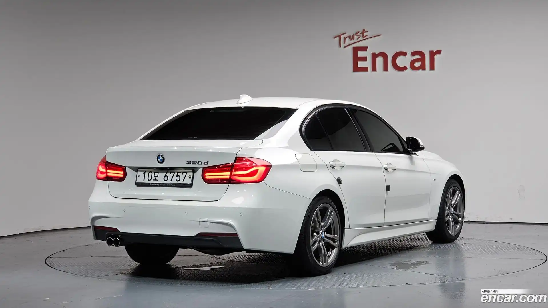 3-Series BMW 2018.11-OUTER-002
