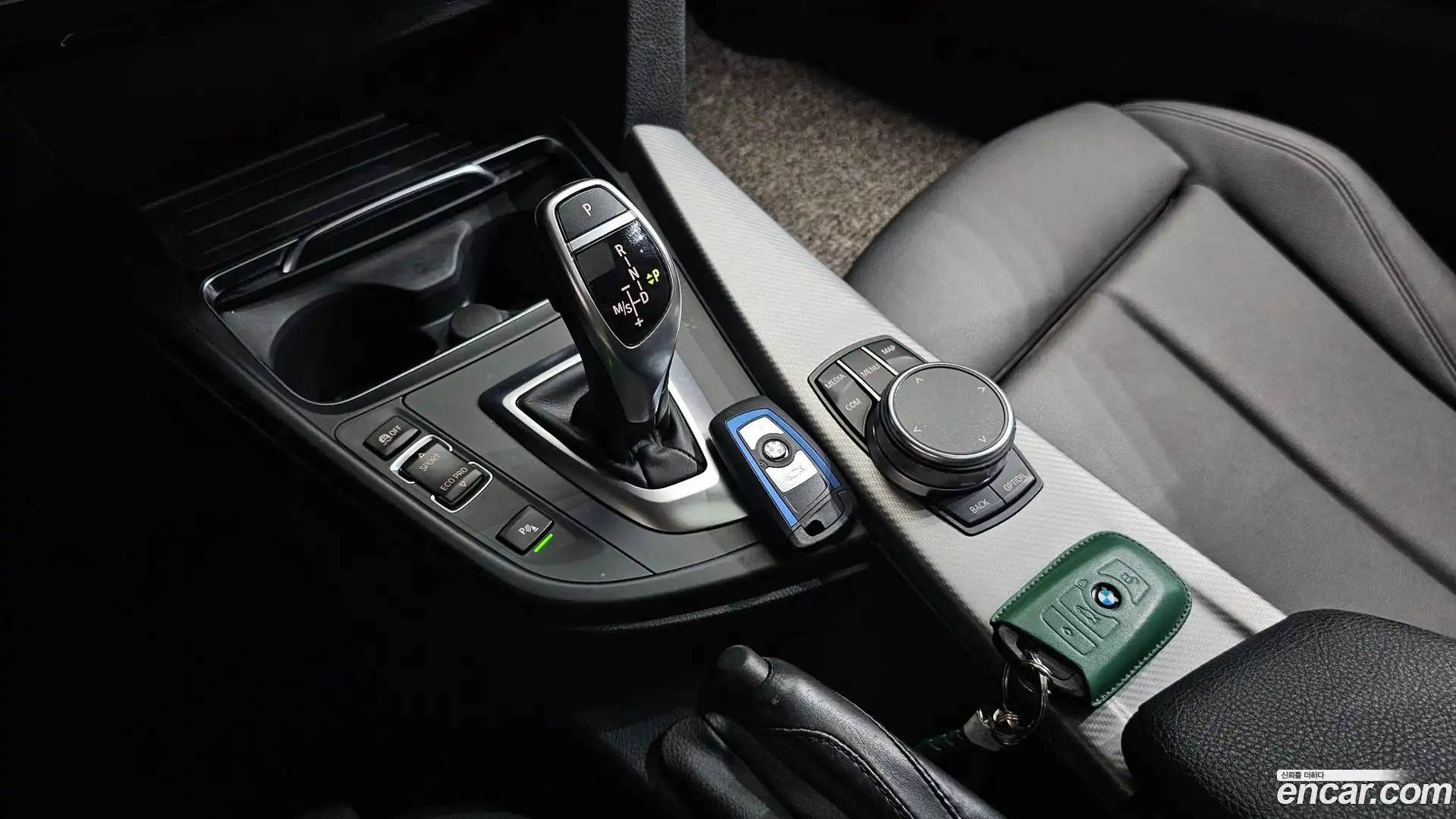 3-Series BMW 2018.11-INNER-009
