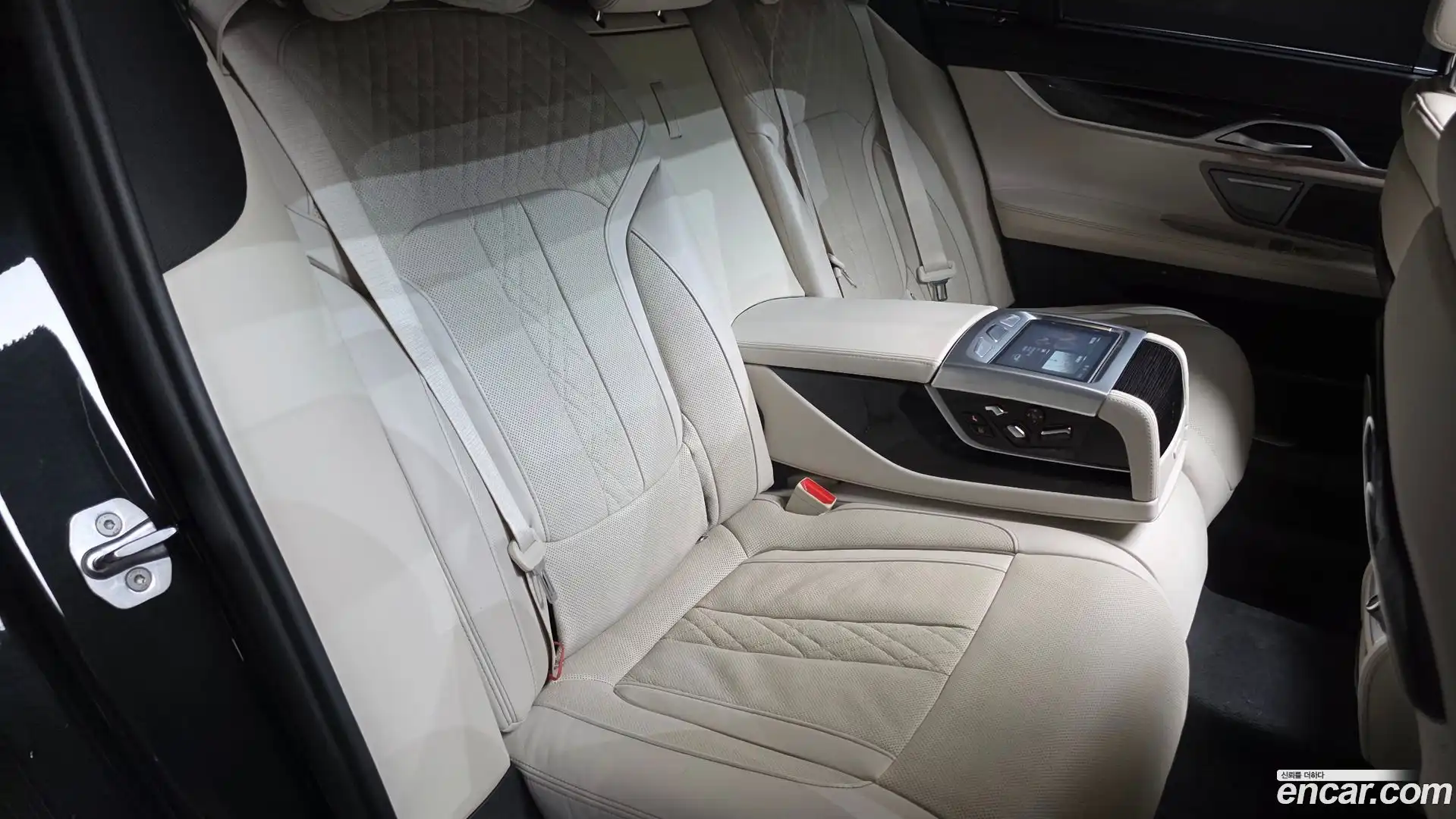 7-Series BMW 2020.5-OPTION-015