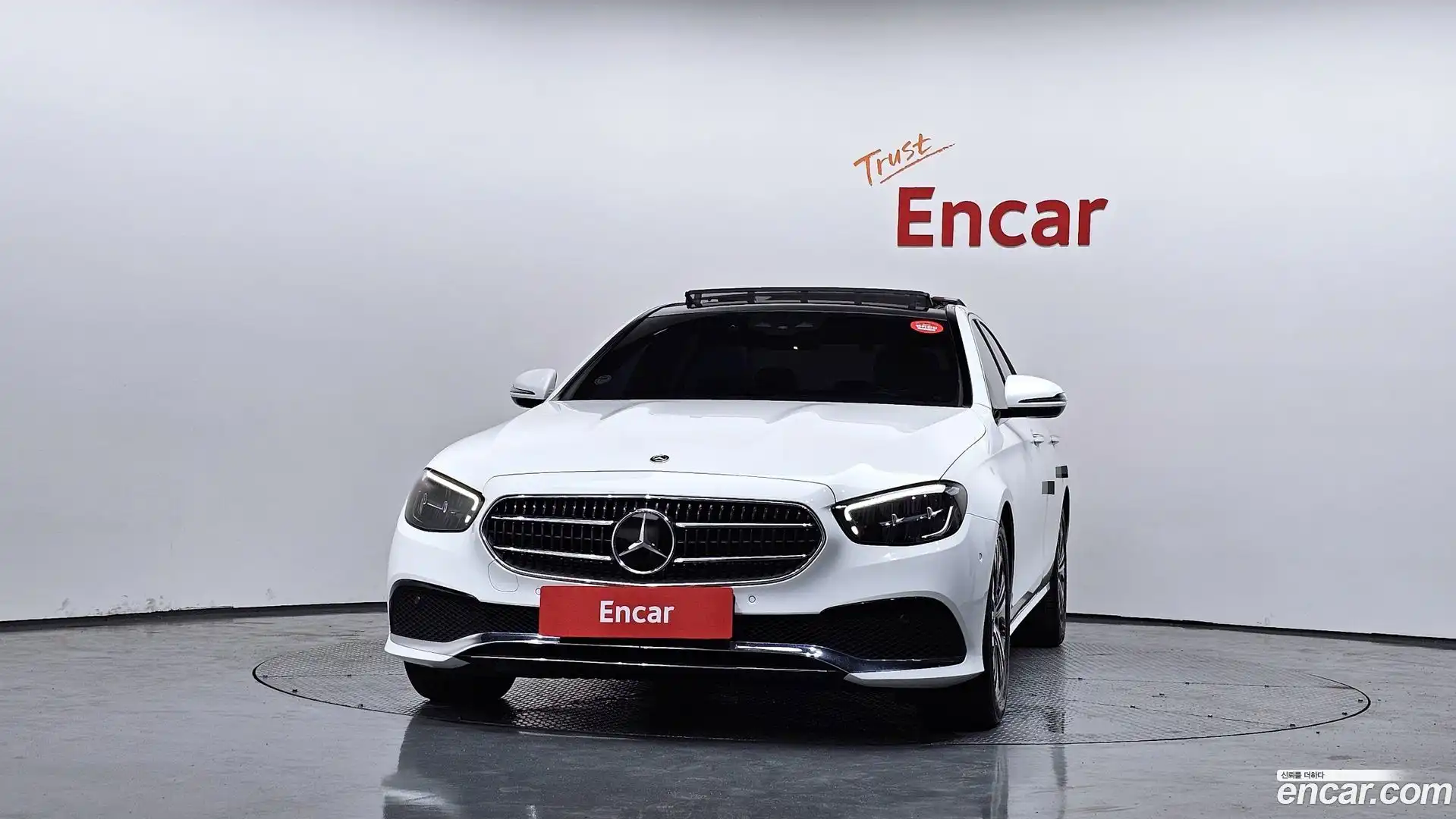 E-Class Mercedes-Benz 2021.6-OUTER-003