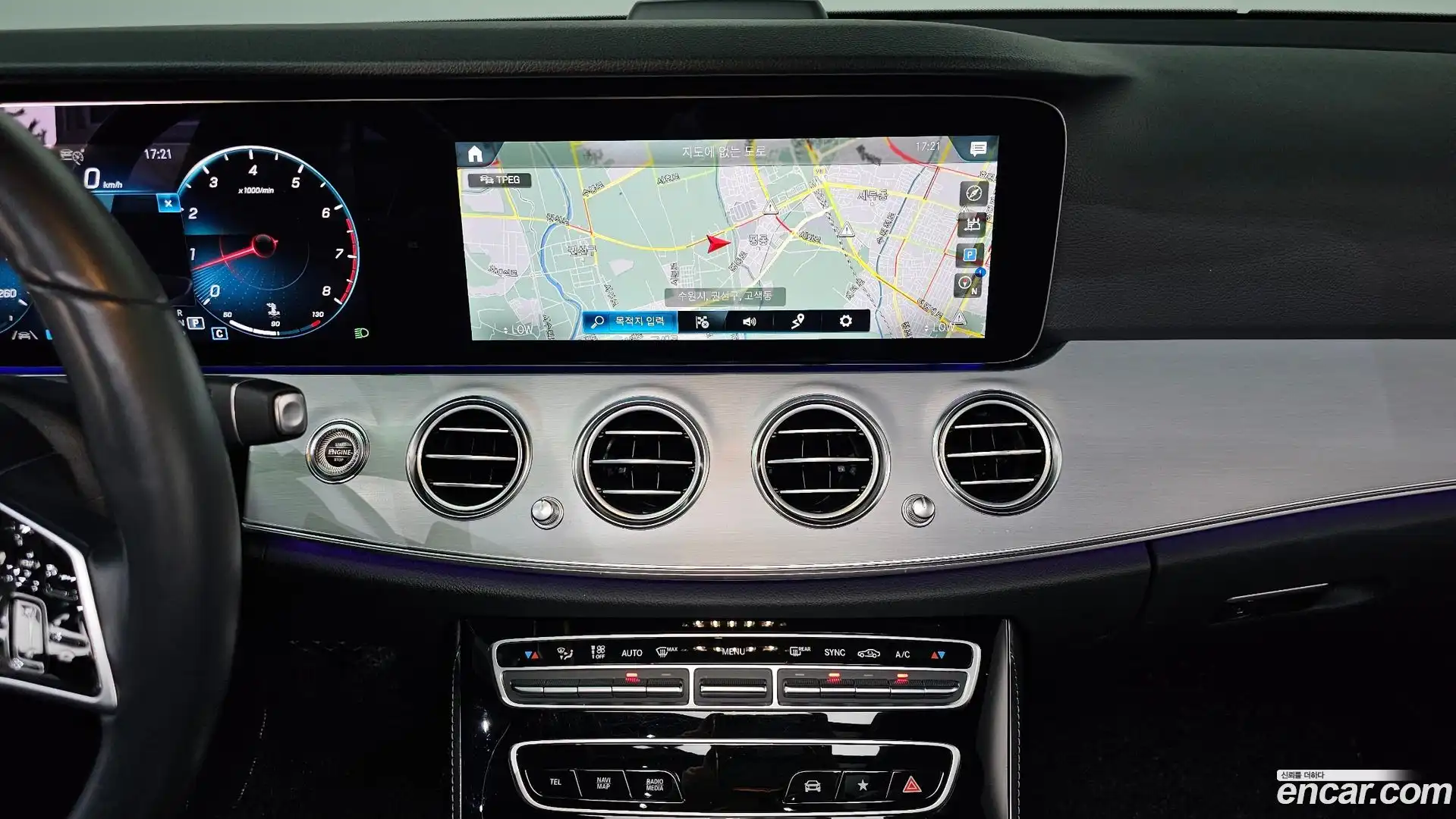E-Class Mercedes-Benz 2021.6-OPTION-016