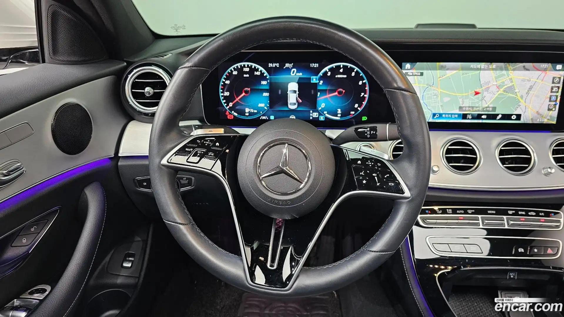 E-Class Mercedes-Benz 2021.6-OPTION-017
