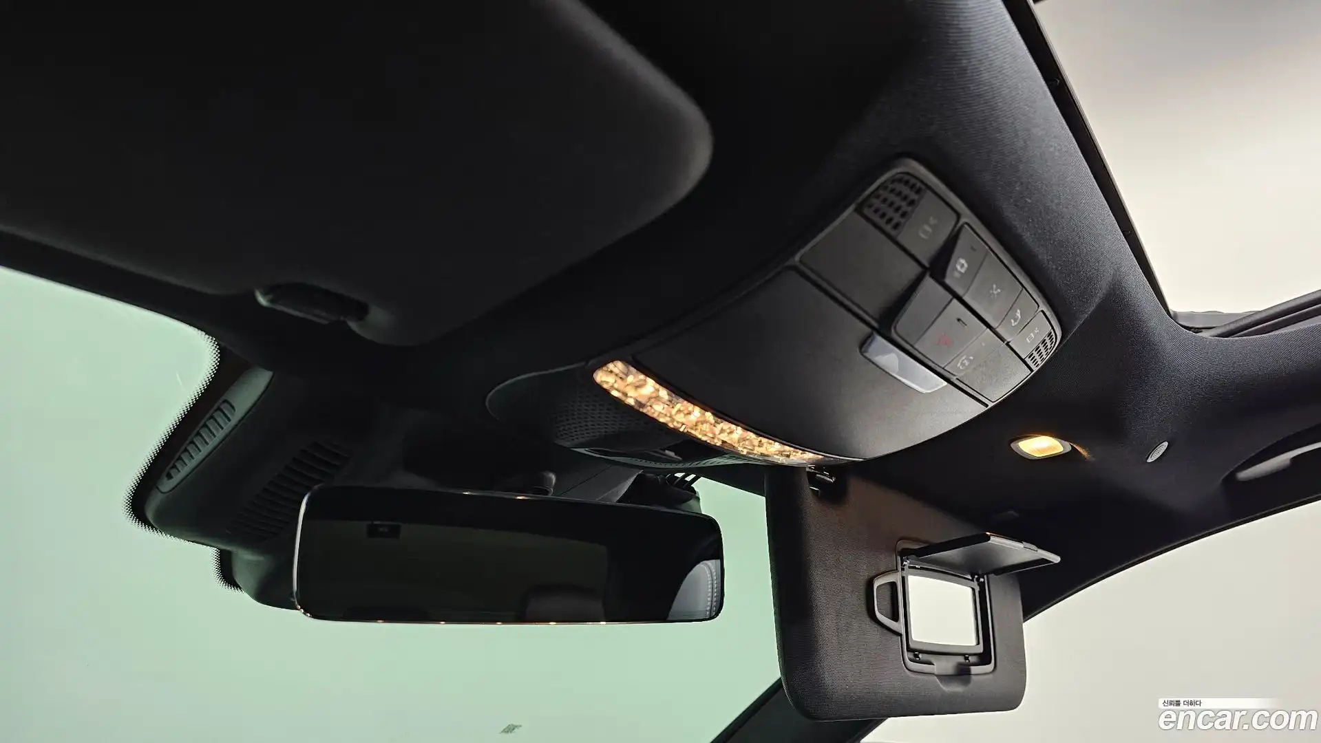 E-Class Mercedes-Benz 2021.6-OPTION-019
