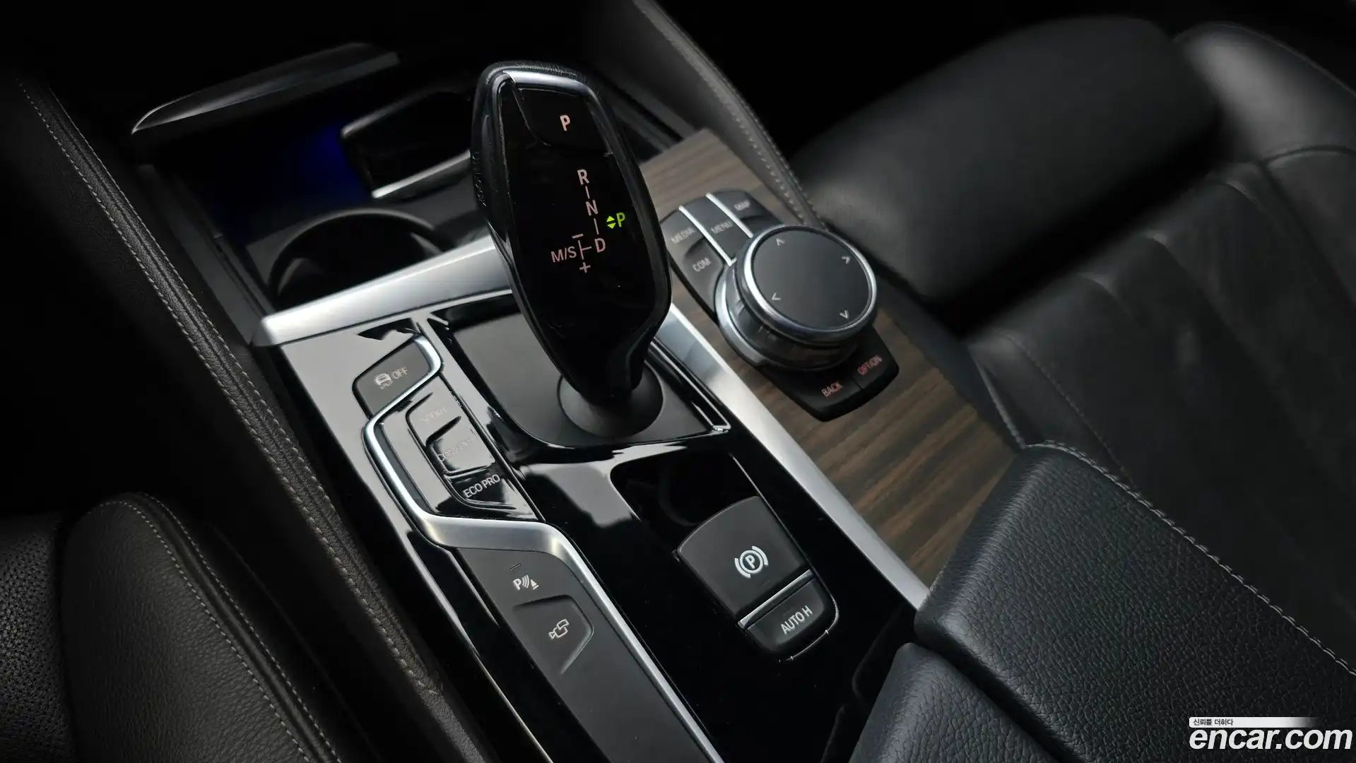 5-Series BMW 2017.6-INNER-009