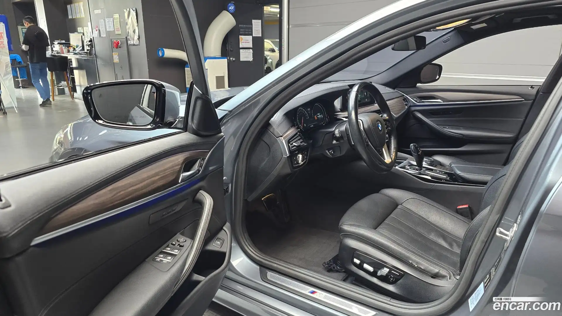 5-Series BMW 2017.6-INNER-010