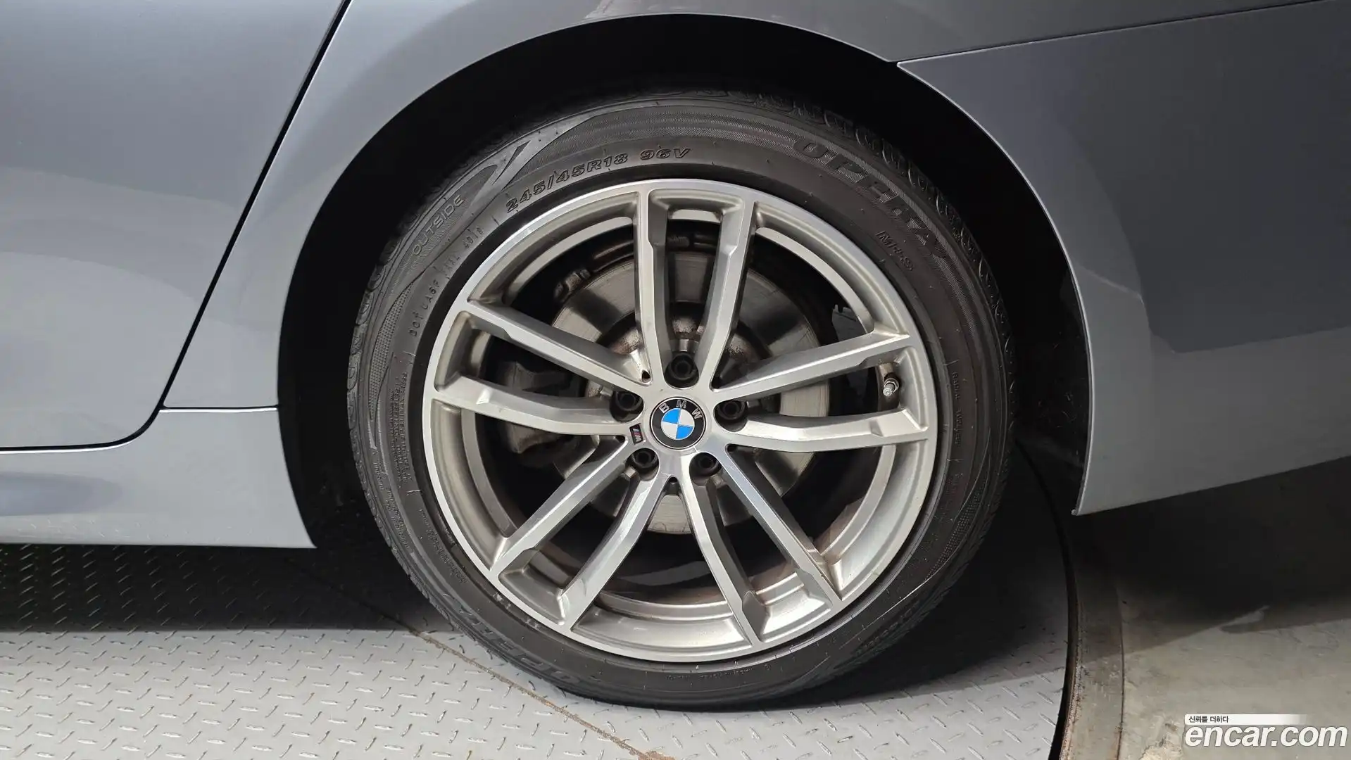 5-Series BMW 2017.6-OUTER-031