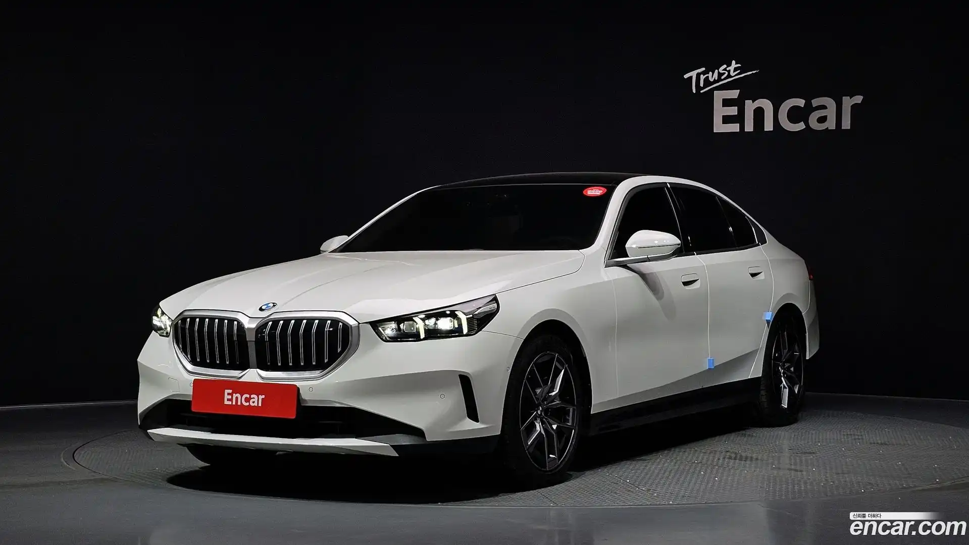5-Series BMW 2025.4-OUTER-001