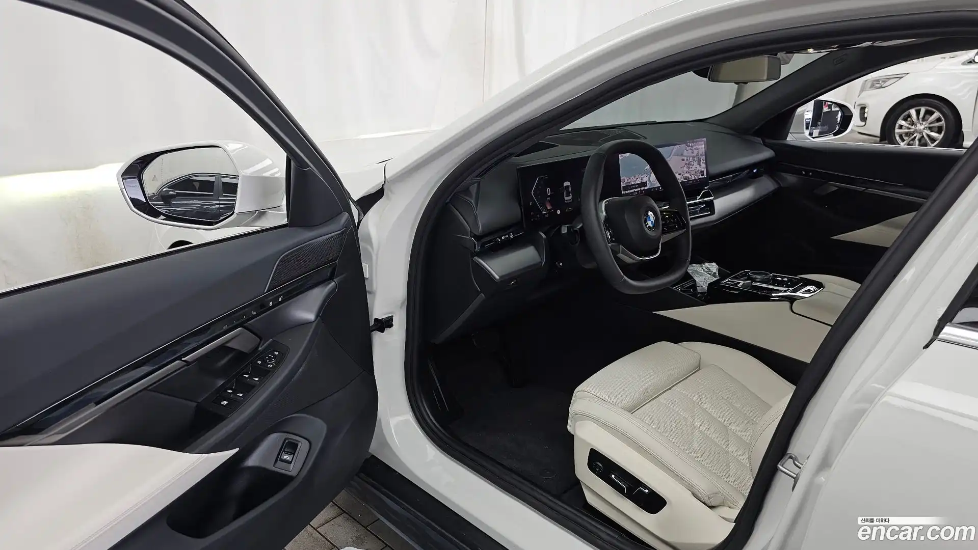 5-Series BMW 2025.4-INNER-010