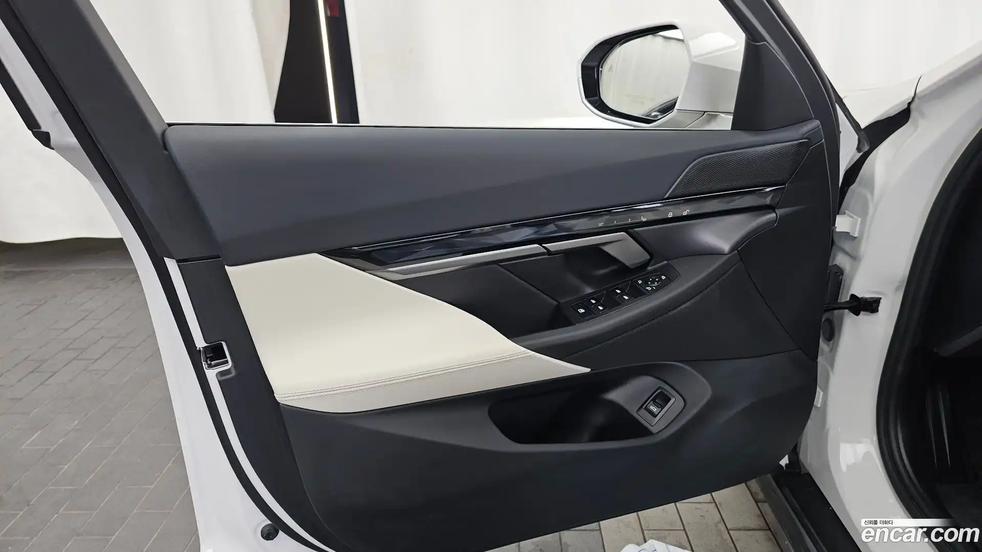 5-Series BMW 2025.4-INNER-034