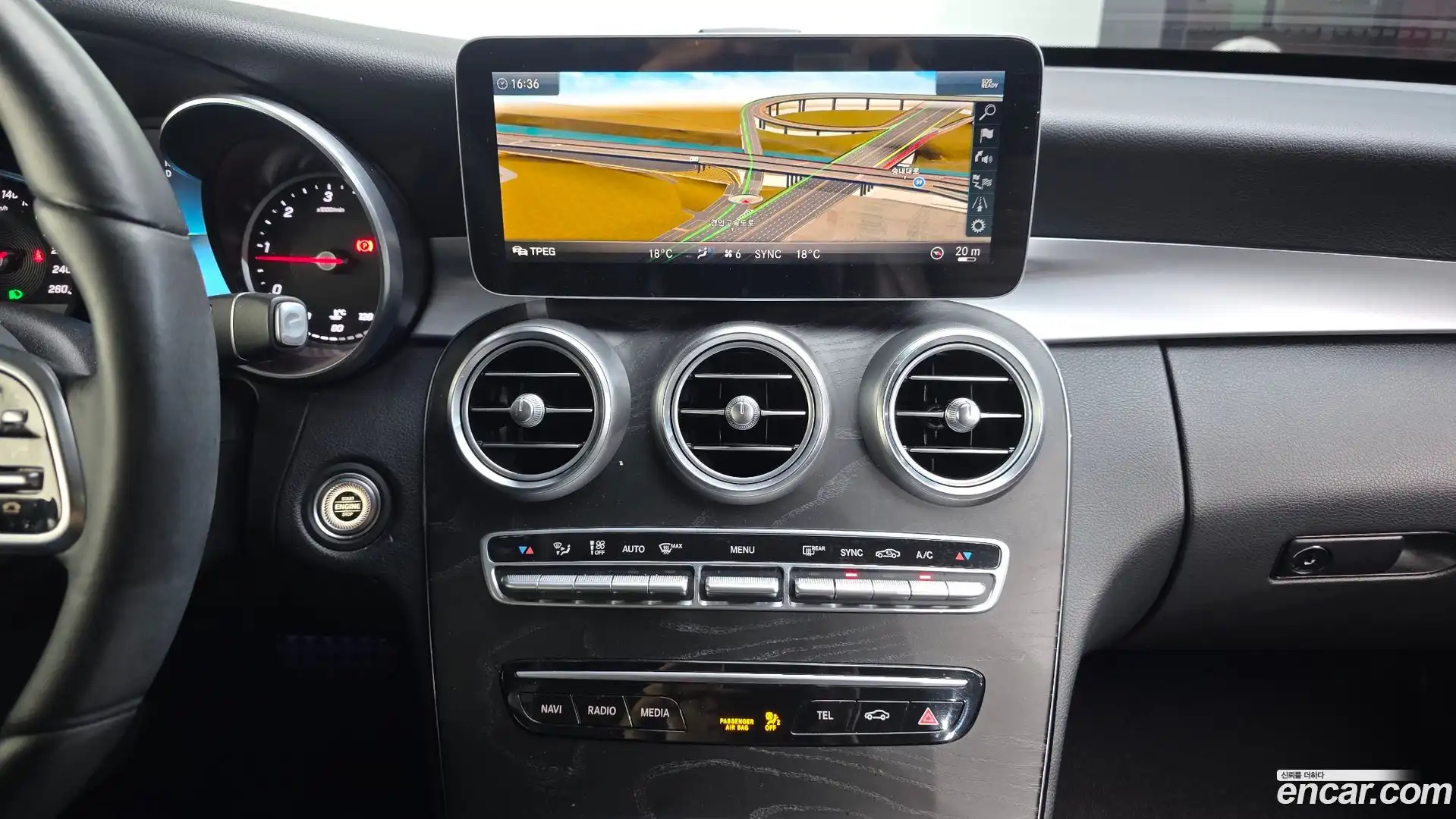 C-Class Mercedes-Benz 2019.5-OPTION-018