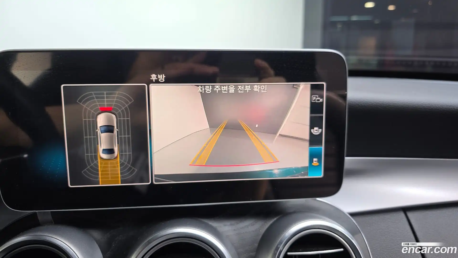 C-Class Mercedes-Benz 2019.5-OPTION-019