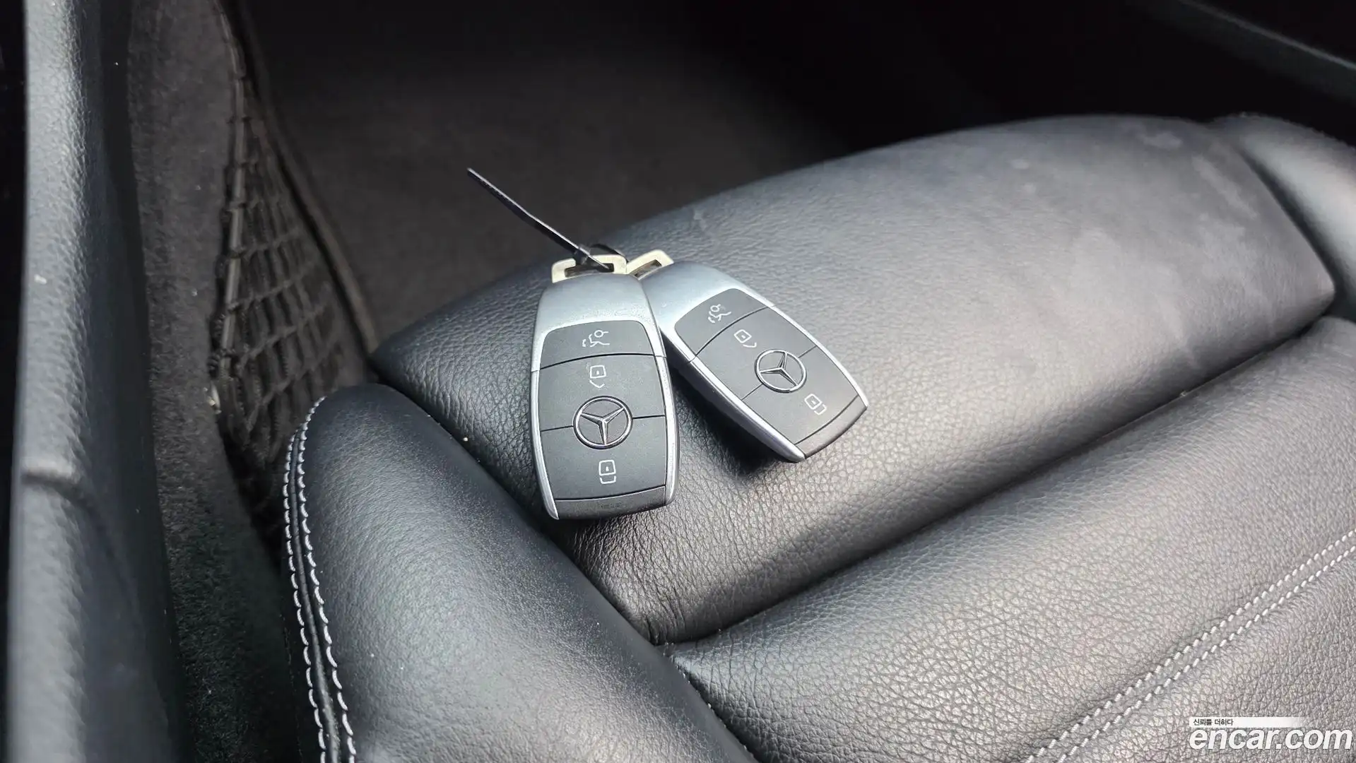 C-Class Mercedes-Benz 2019.5-OPTION-022
