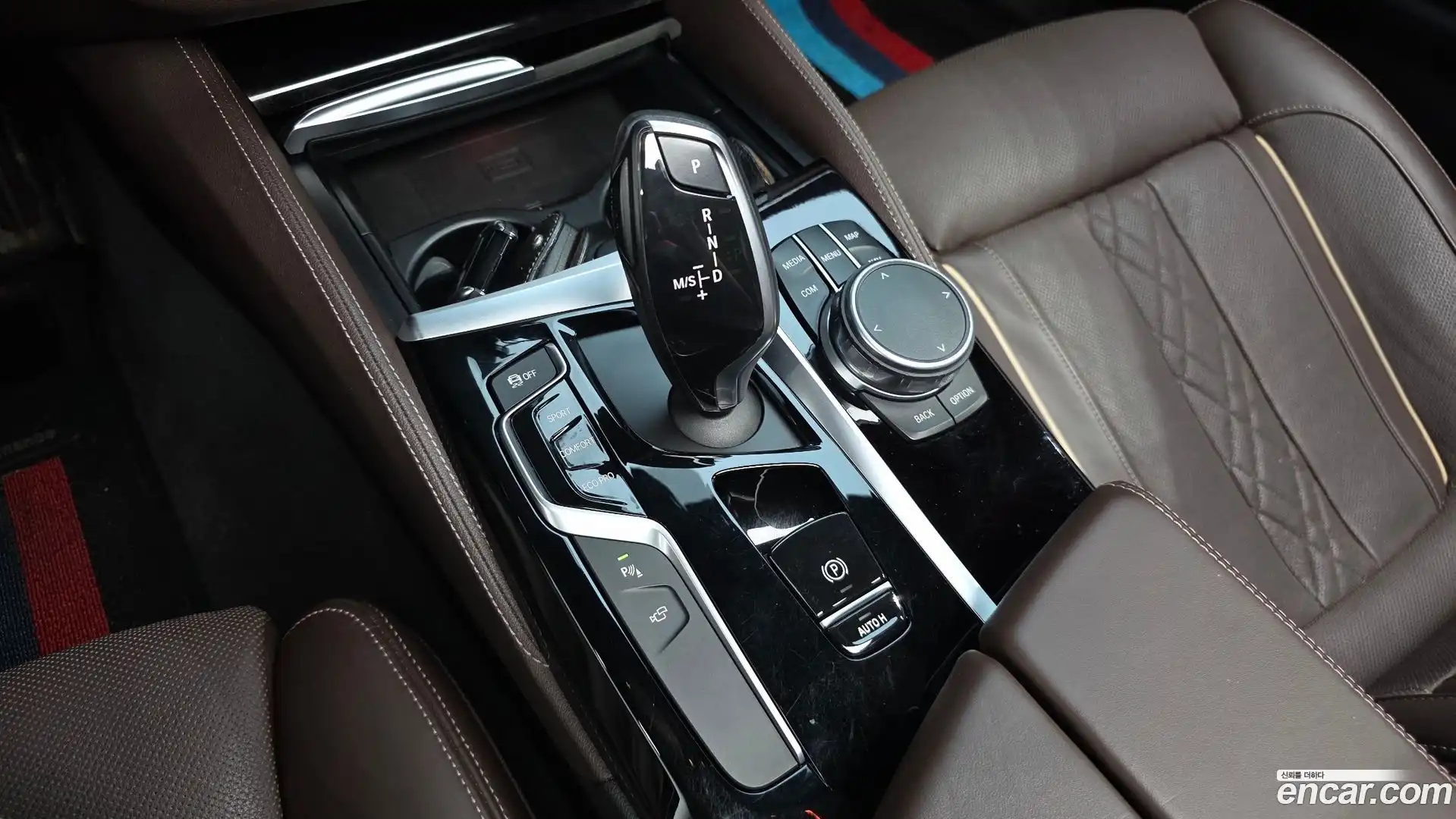 5-Series BMW 2018.4-INNER-009