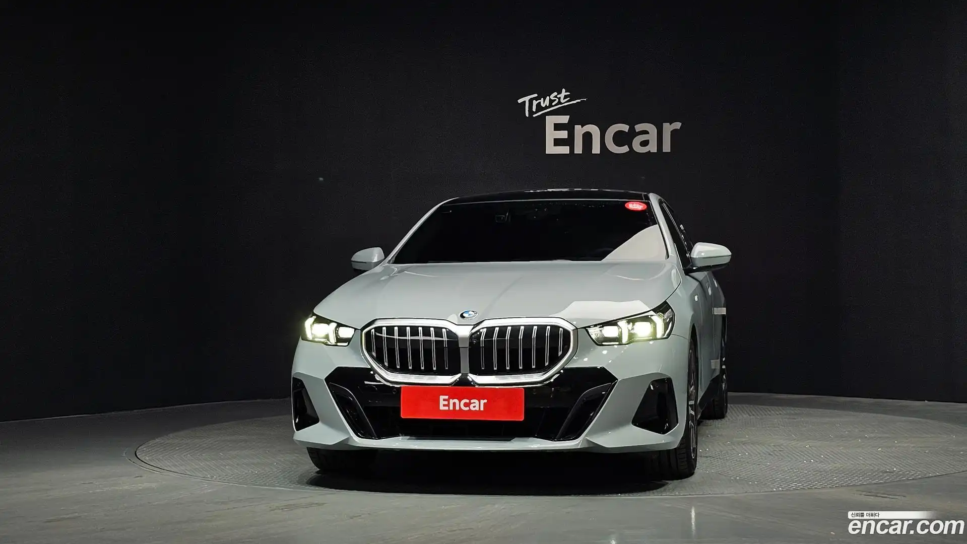 5-Series BMW 2025.4-OUTER-003