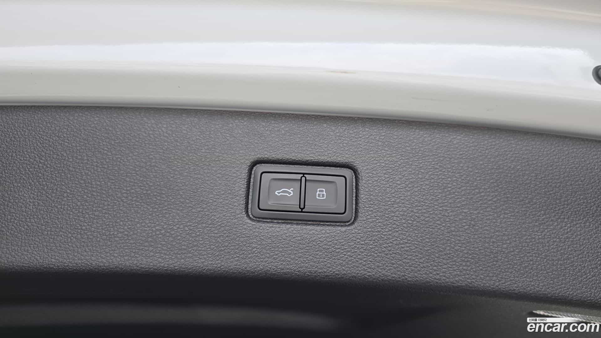 Q7 Audi 2022.9-OPTION-047